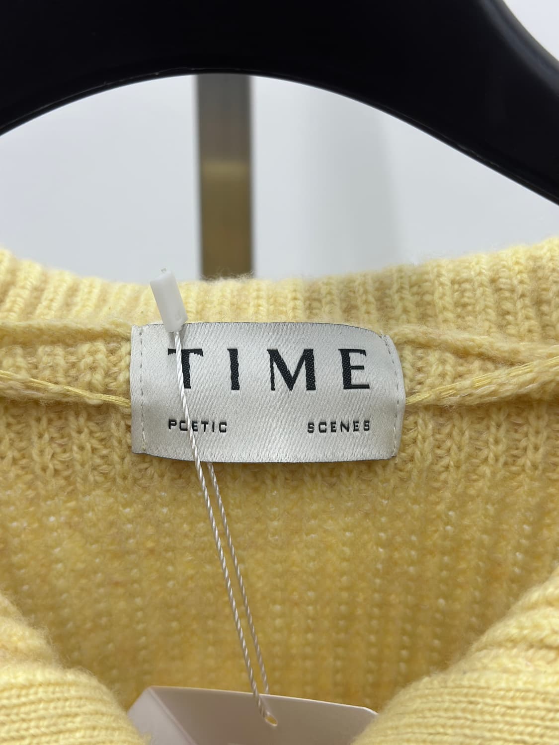 타임 울 캐시미어 로고 자수 하프집업 니트  상품이미지6