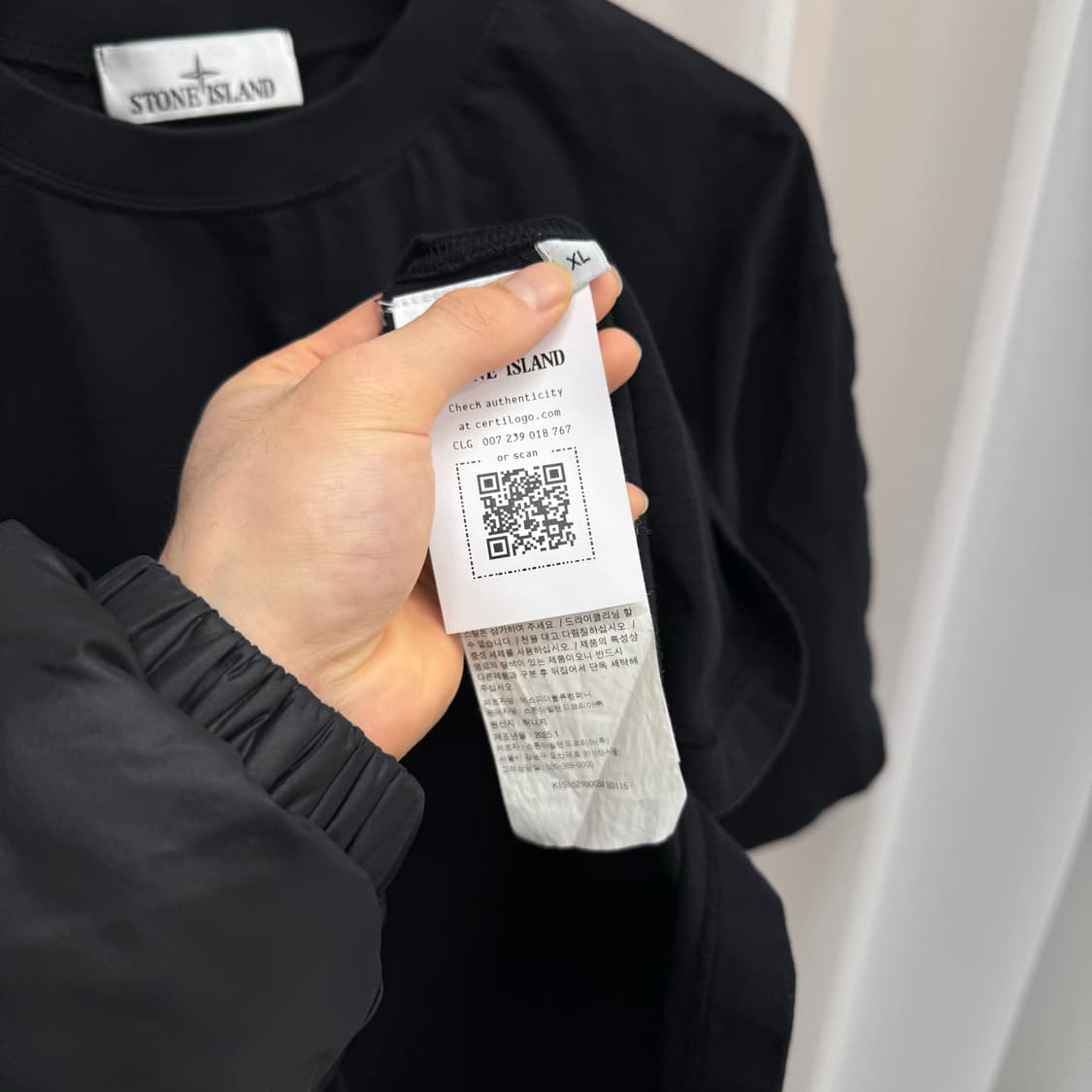 [백화점판/XL] 25SS 스톤아일랜드 패치 반팔 블랙 상품이미지4