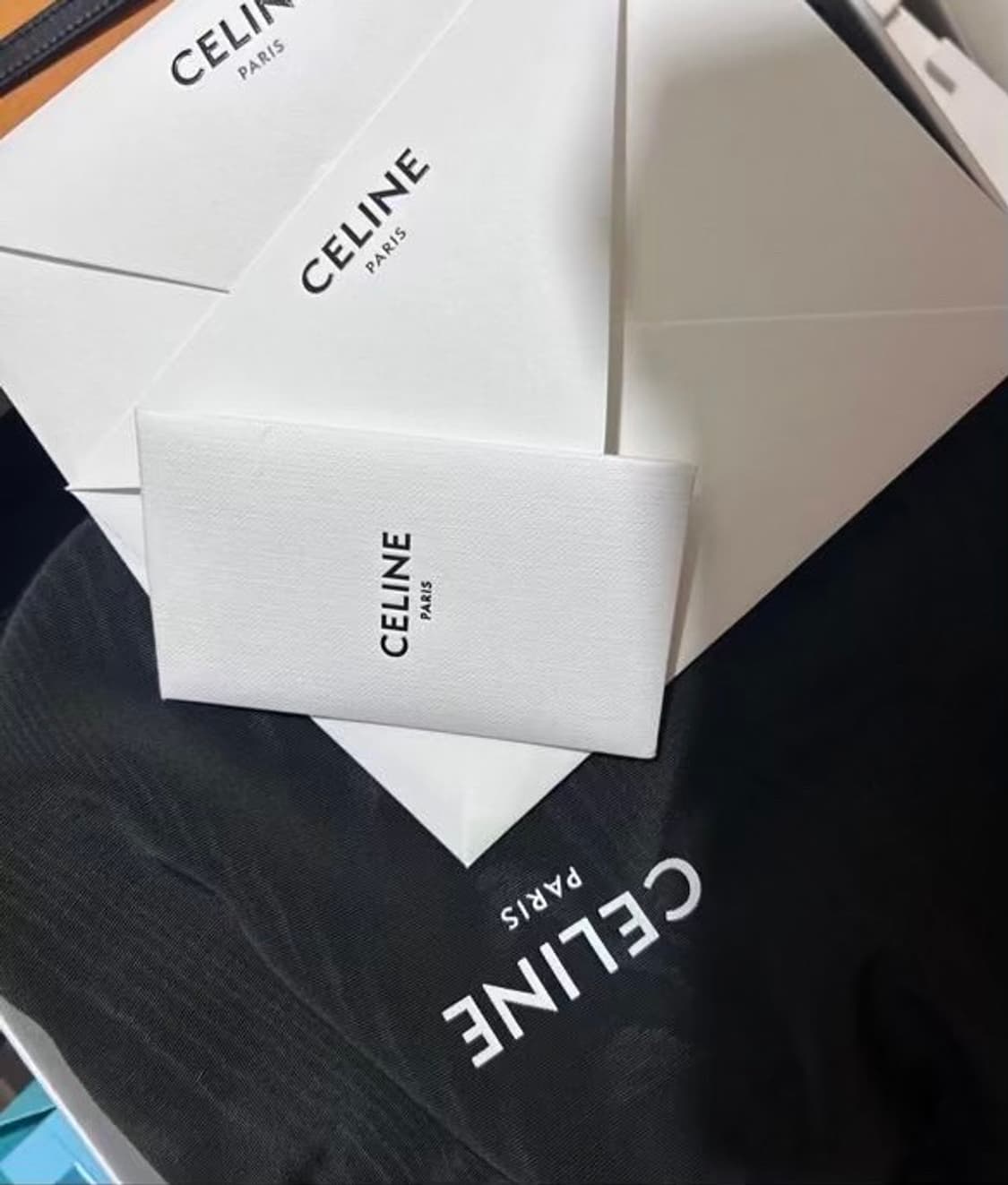 새상품급💫 셀린느 마고 체인 지갑 상품이미지4