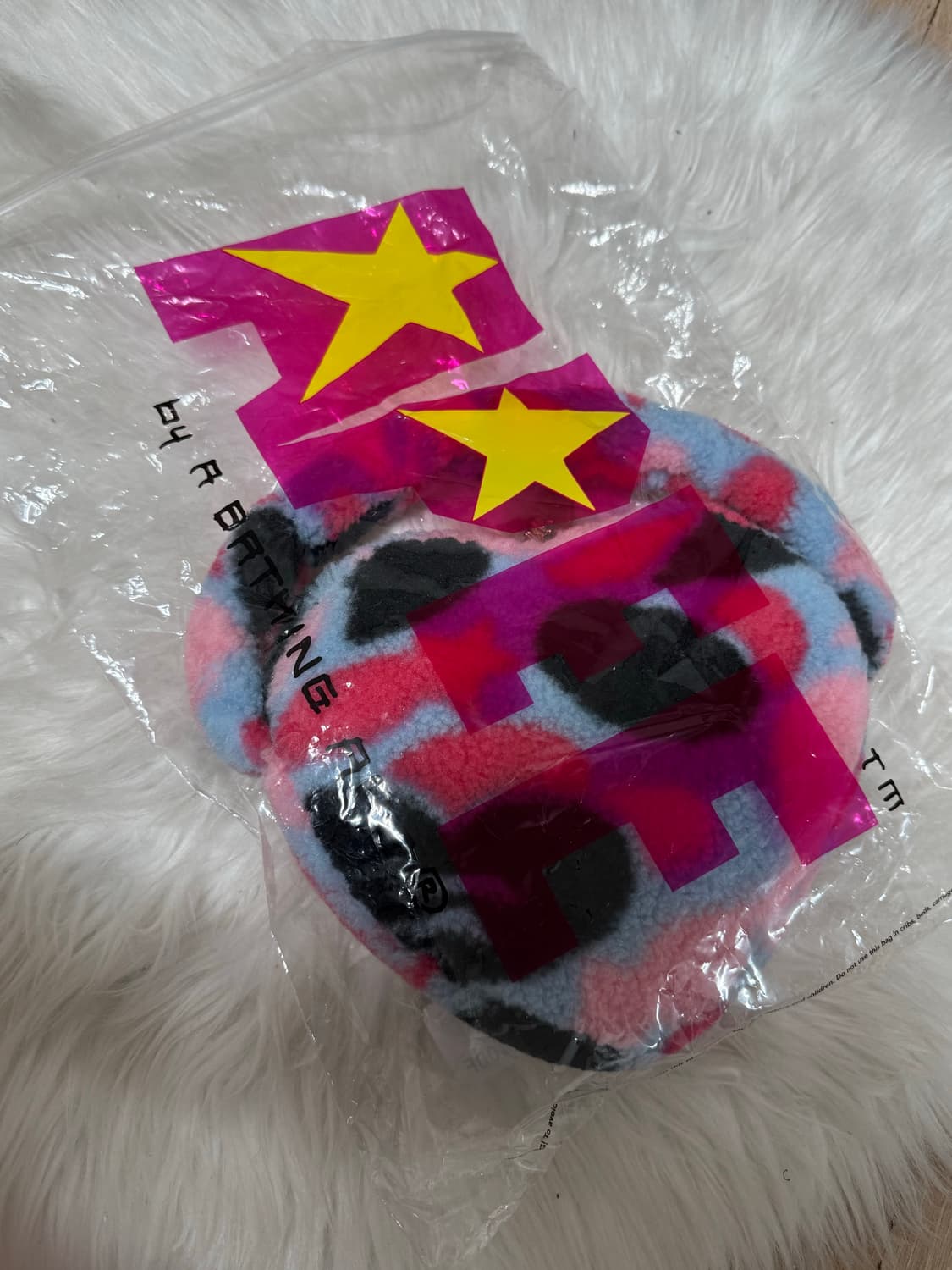 에이프 하트 퍼 백 상품이미지5