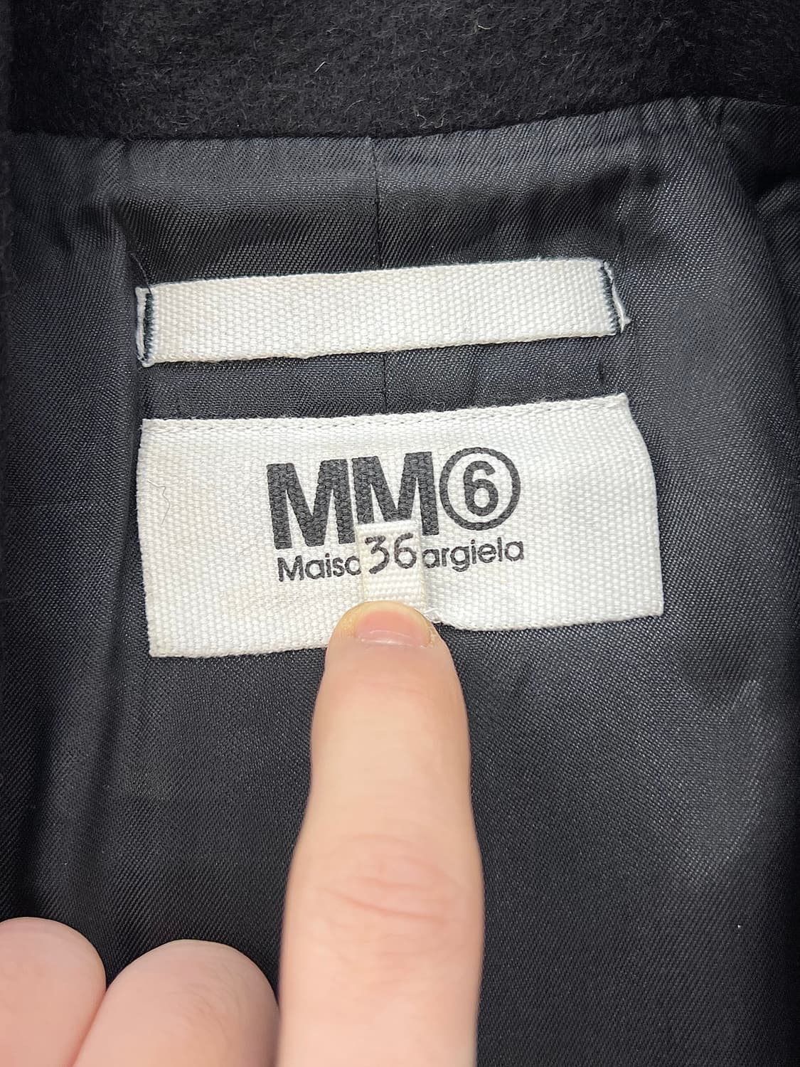 mm6 메종 마르지엘라 블랙 플랩 포켓 울 롱 코트 상품이미지8