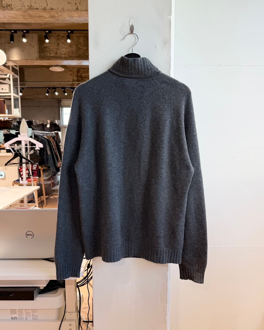 에르메스 차콜 어블릭 지퍼 캐시미어 니트  상품이미지7