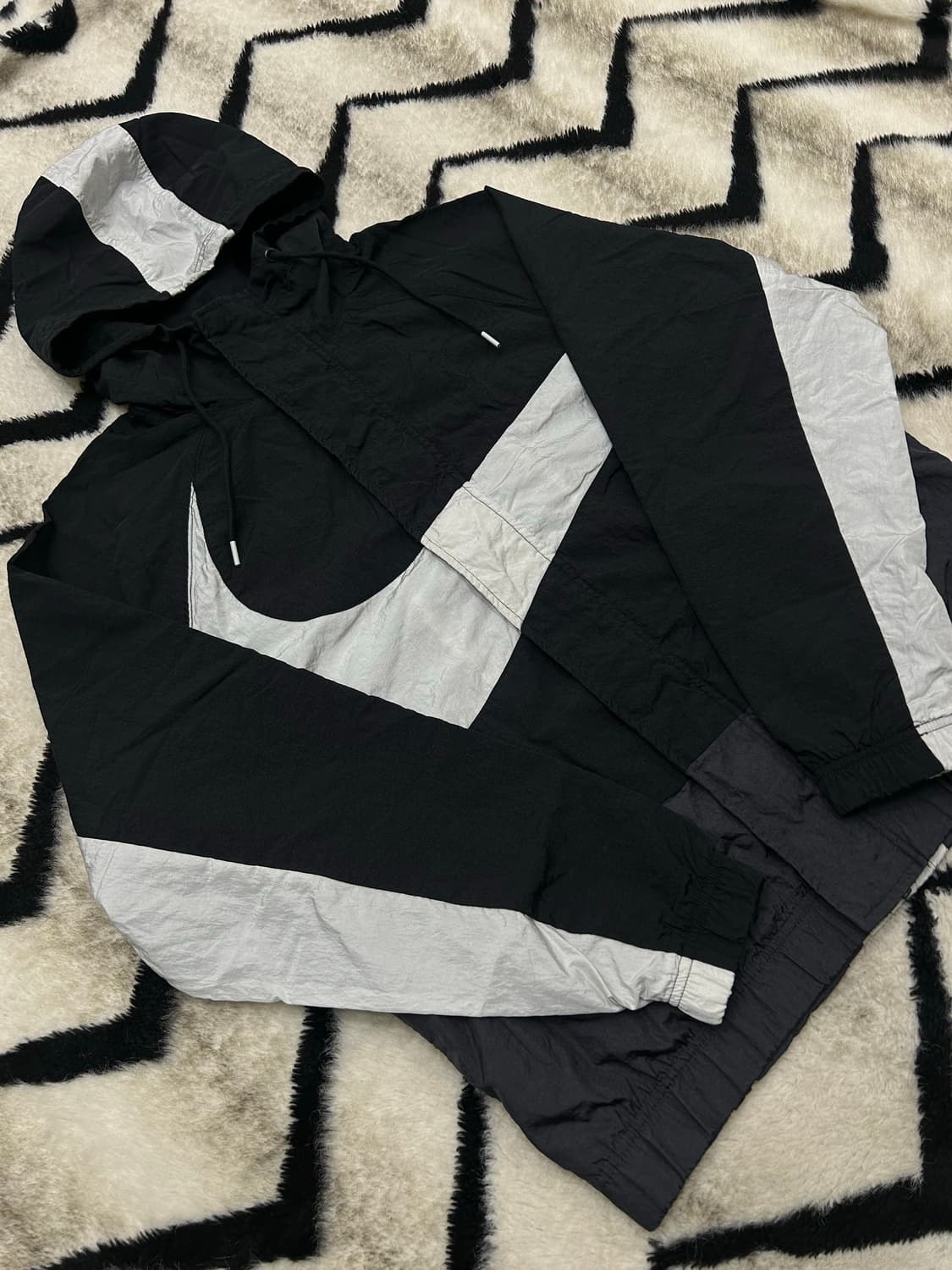 [M]나이키 빅스우시 후드 바람막이 상품이미지3