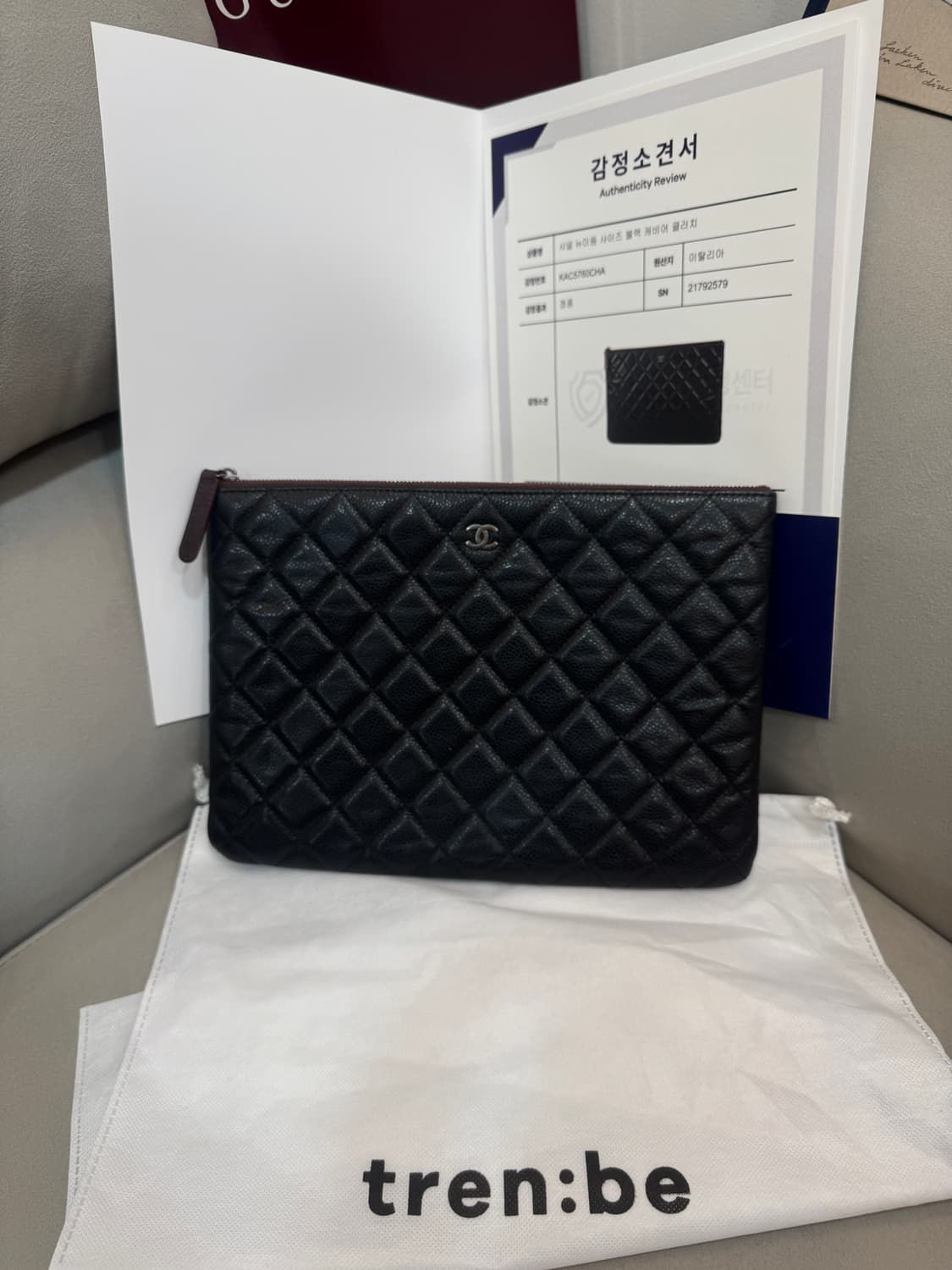 샤넬 캐비어 뉴미듐 클러치  상품이미지1