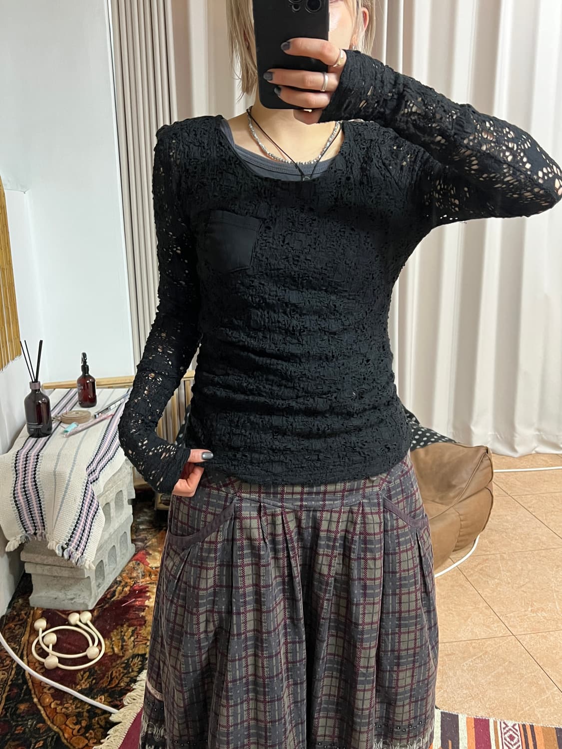 빈티지 여성 펀칭 그물 롱승리브 상품이미지1