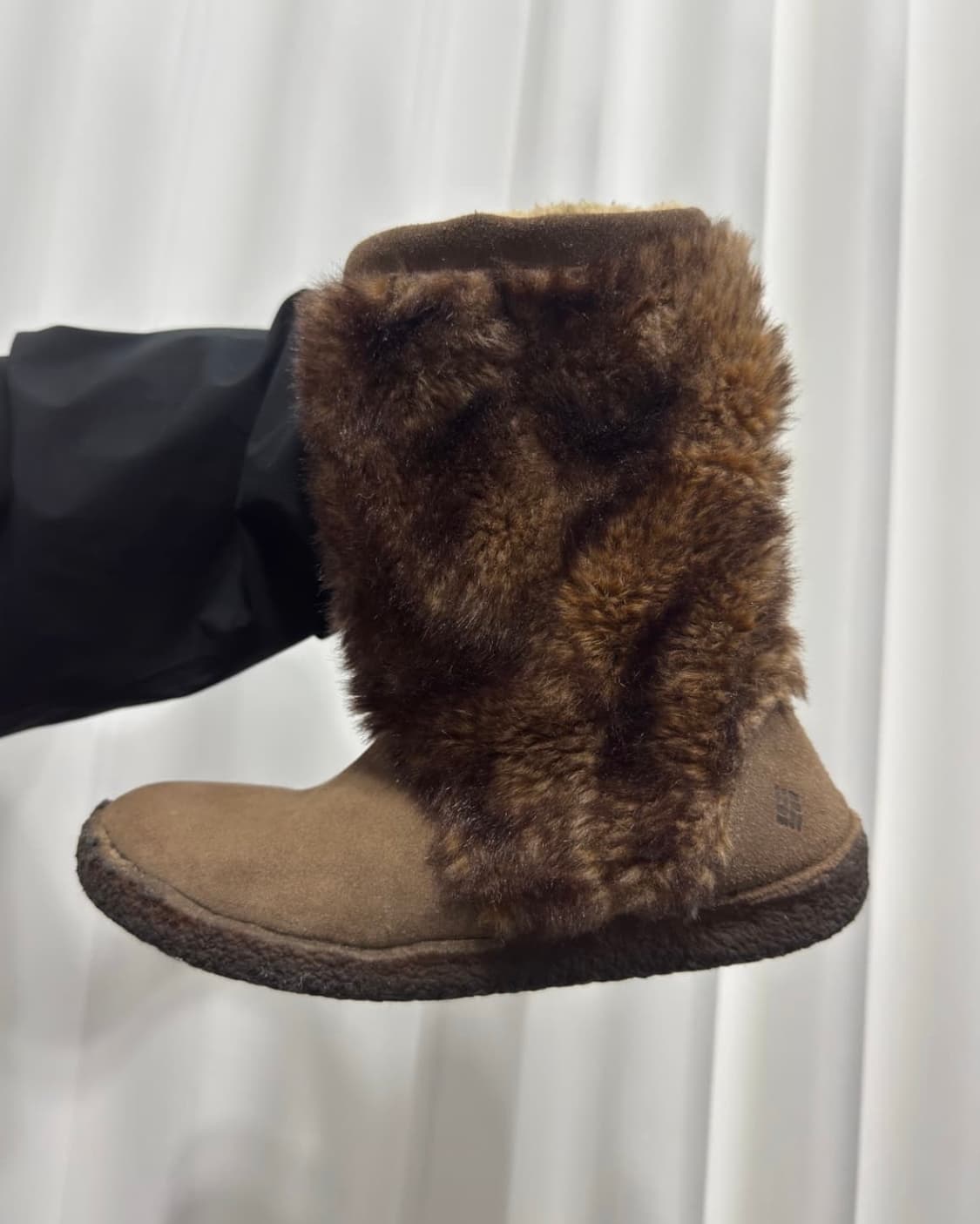 컬럼비아 퍼 어그부츠 갸루 털 초코 상품이미지6