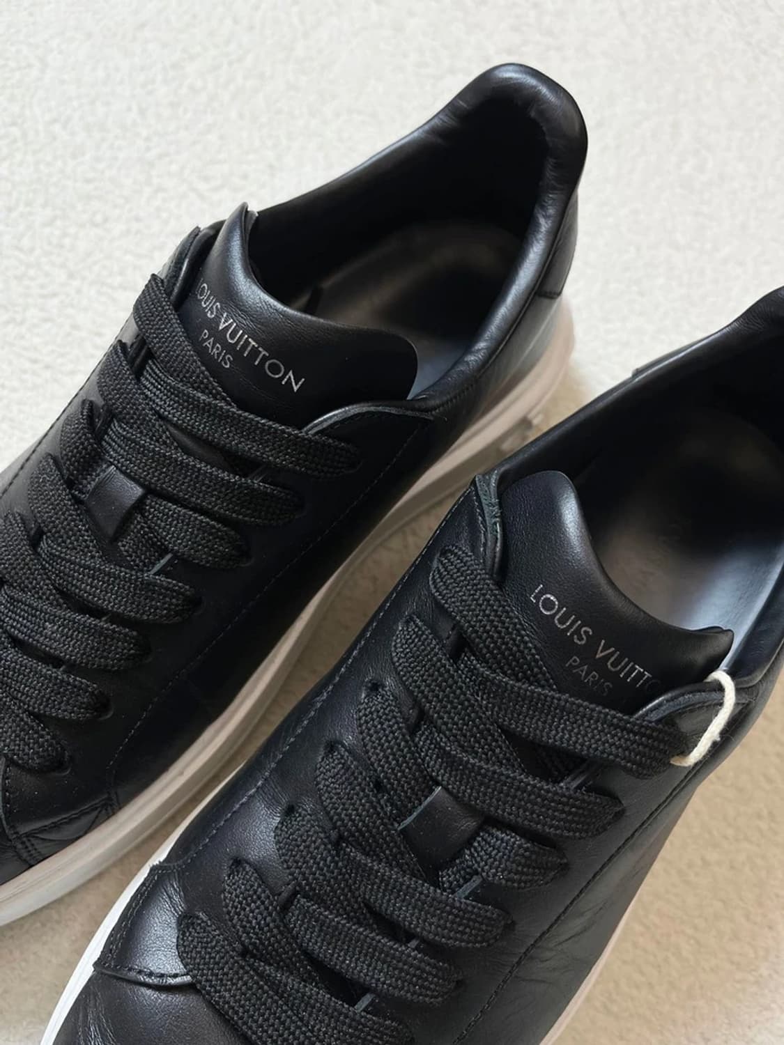 루이비통 송아지 가죽 타임 아웃 스니커즈 A1728 상품이미지2
