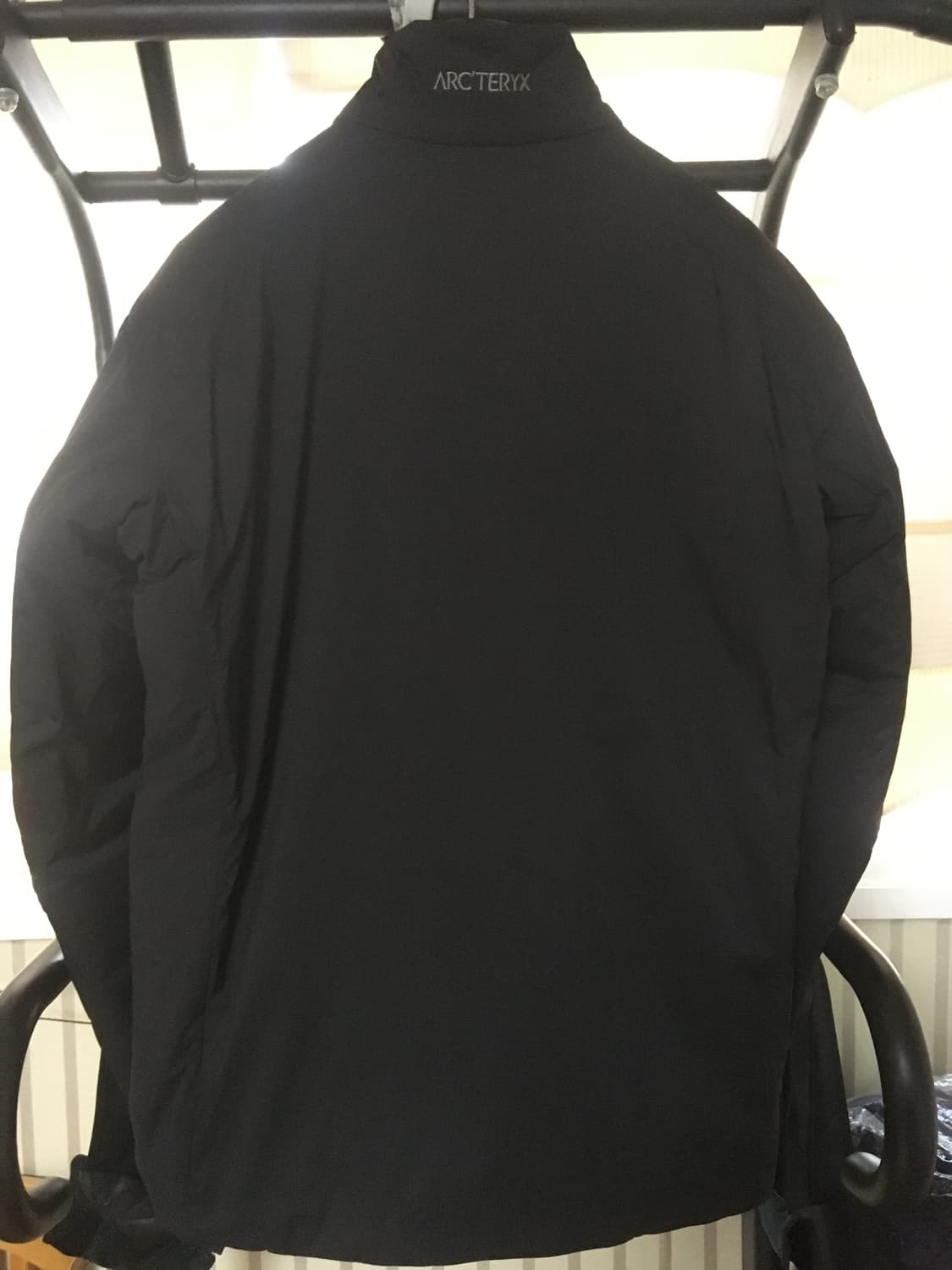 아크테릭스 FW25 아톰SV 자켓 블랙 판매합니다  상품이미지6