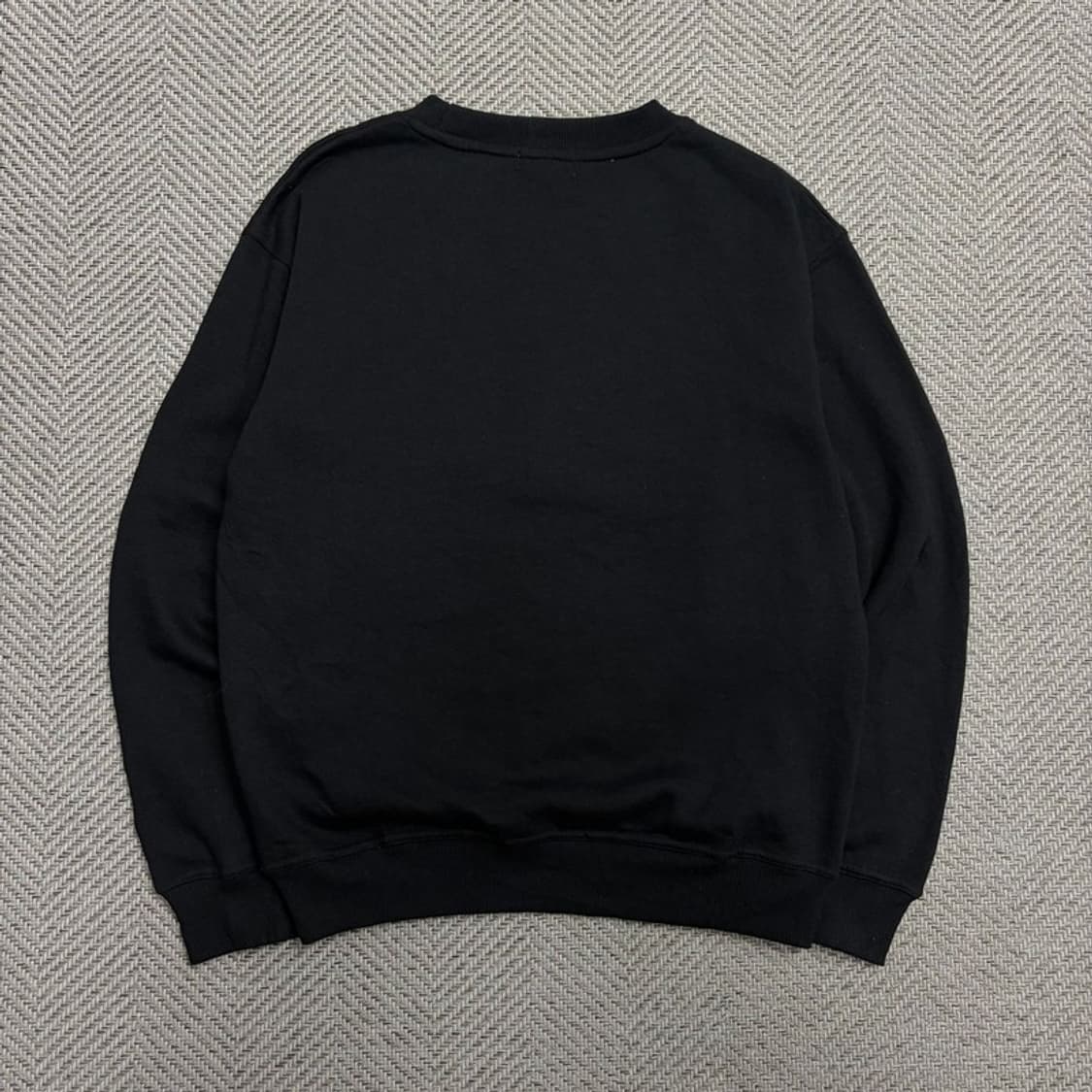 휠라 자수와펜로고 맨투맨 v1700 상품이미지2