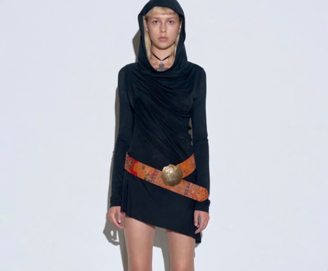 스컬프터 Draped hoodie dress 상품이미지1