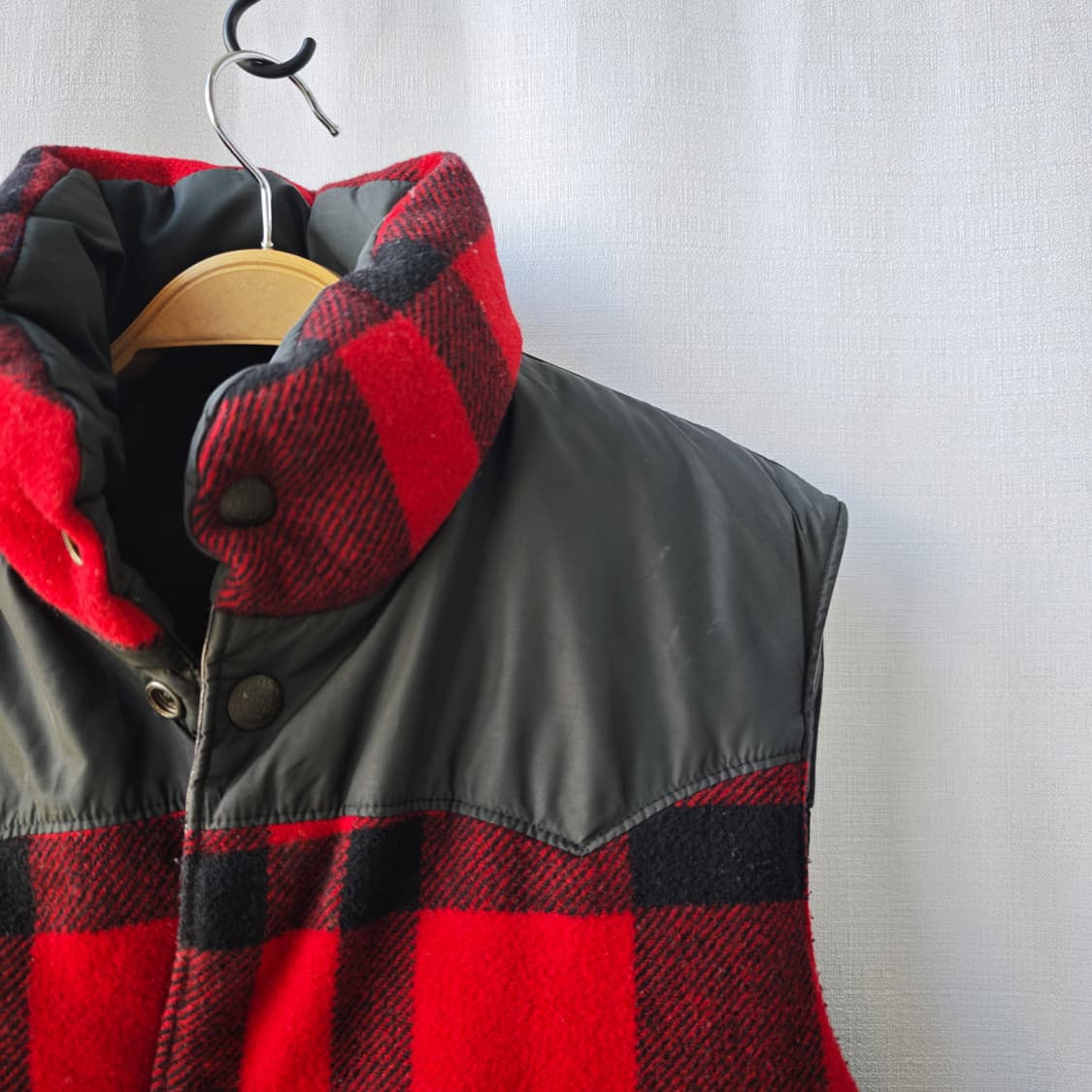폴로 랄프로렌 소가죽 다운 패딩 리버시블 베스트 블랙 레드 S 상품이미지9