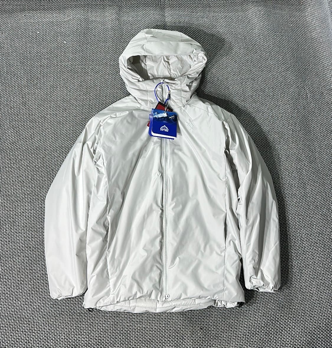 (새상품) 스톤소프트 경량 후드 패딩 점퍼 상품이미지1