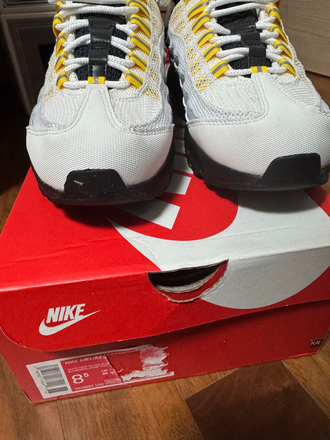 정품새제품 나이키 에어맥스95 에센셜 투어 옐로우 265mm 상품이미지6