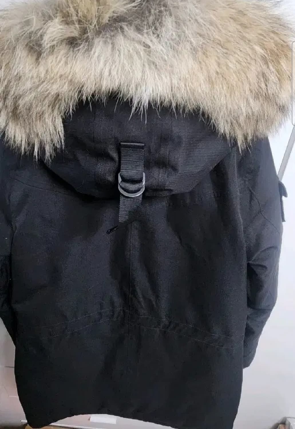 노비스 쉬라 패딩 상품이미지1