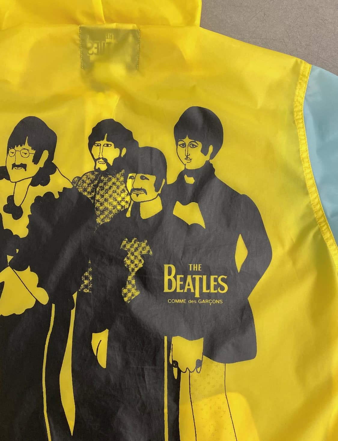 꼼데가르송 x 더 비틀즈 상품이미지2