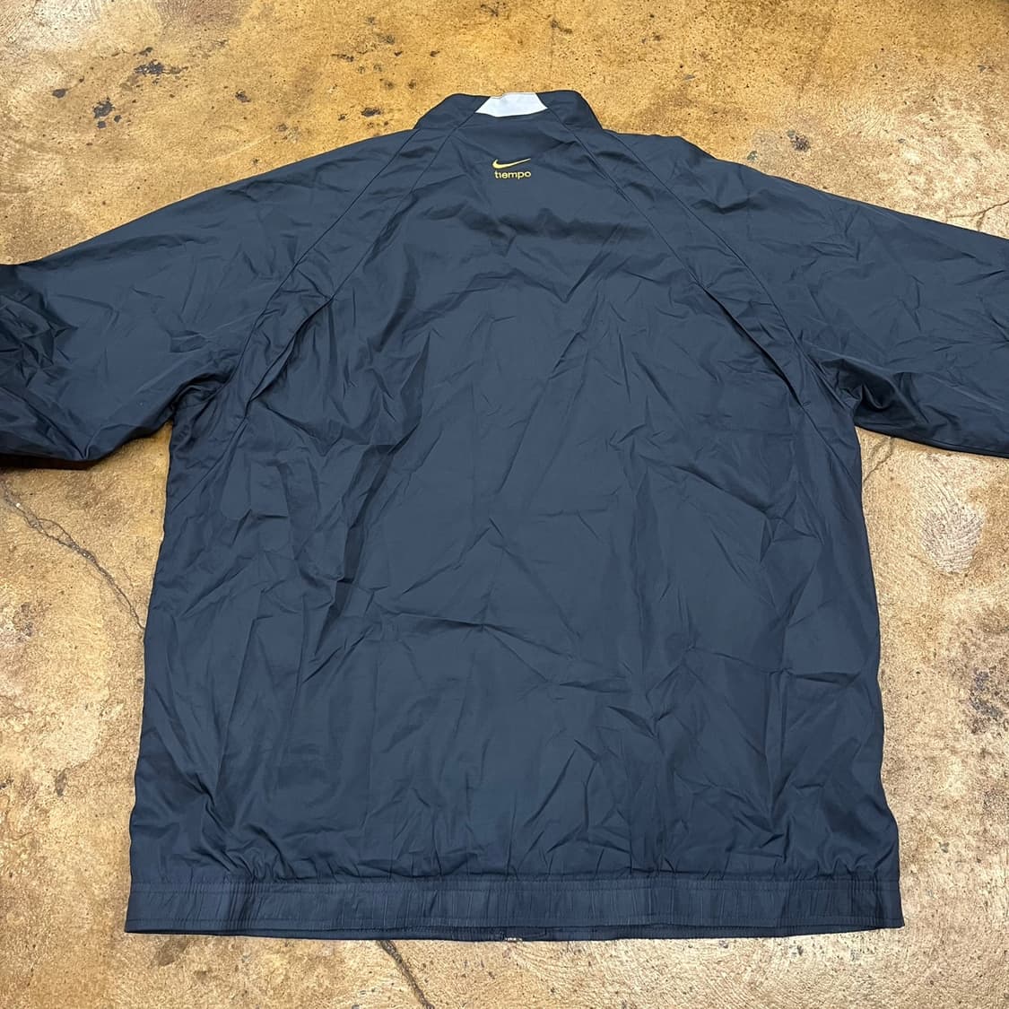 [정품/xl,105] 나이키 티엠포 바람막이 b10 상품이미지4