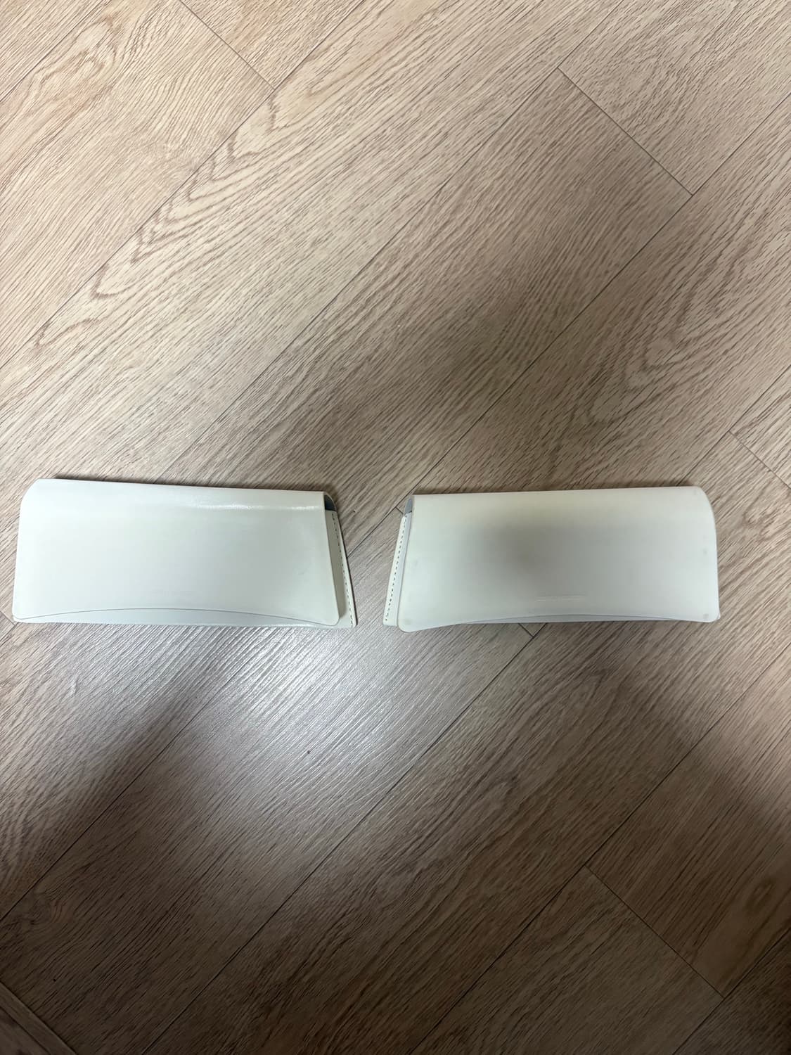 젠틀몬스터 케이스 상품이미지1