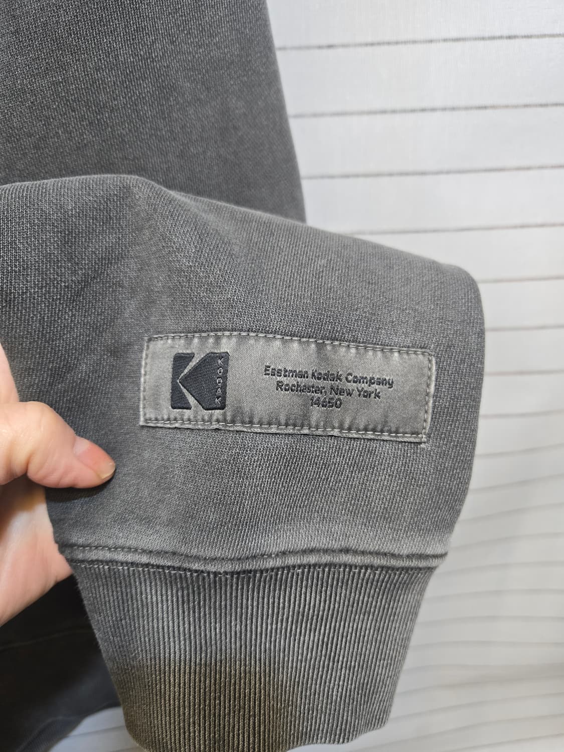 코다컬러 KODACOLOR 맨투맨 티셔츠 블랙 상품이미지4