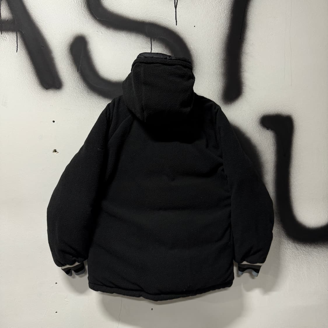 나이키 올드스쿨 리버시블 스몰 스우시 구스다운 패딩 점퍼 상품이미지4