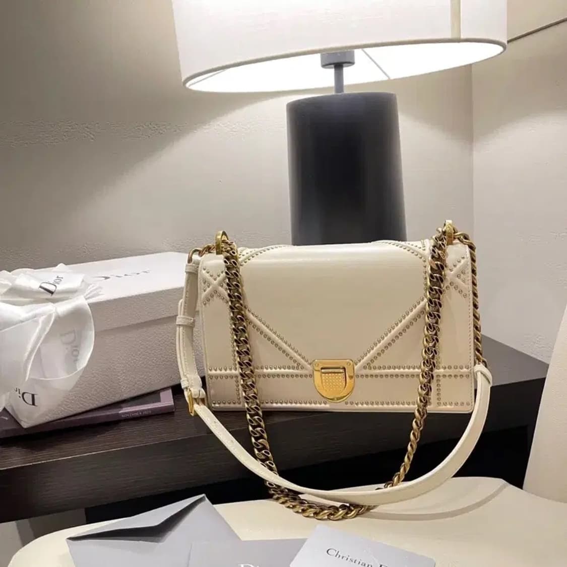 디올 한정판 디오라마 백 상품이미지5