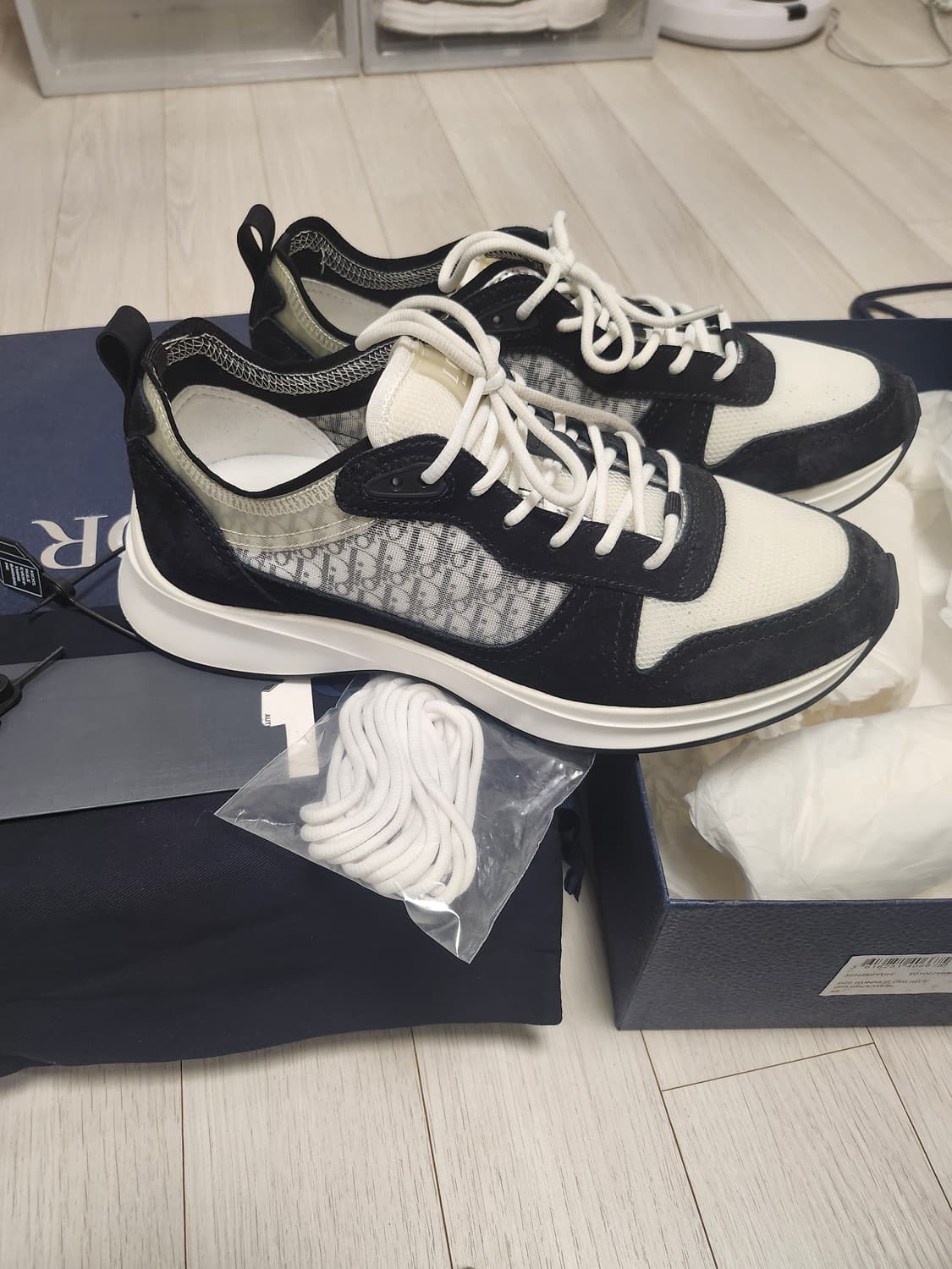 디올 오블리크 b25 스니커즈 42사이즈 상품이미지3