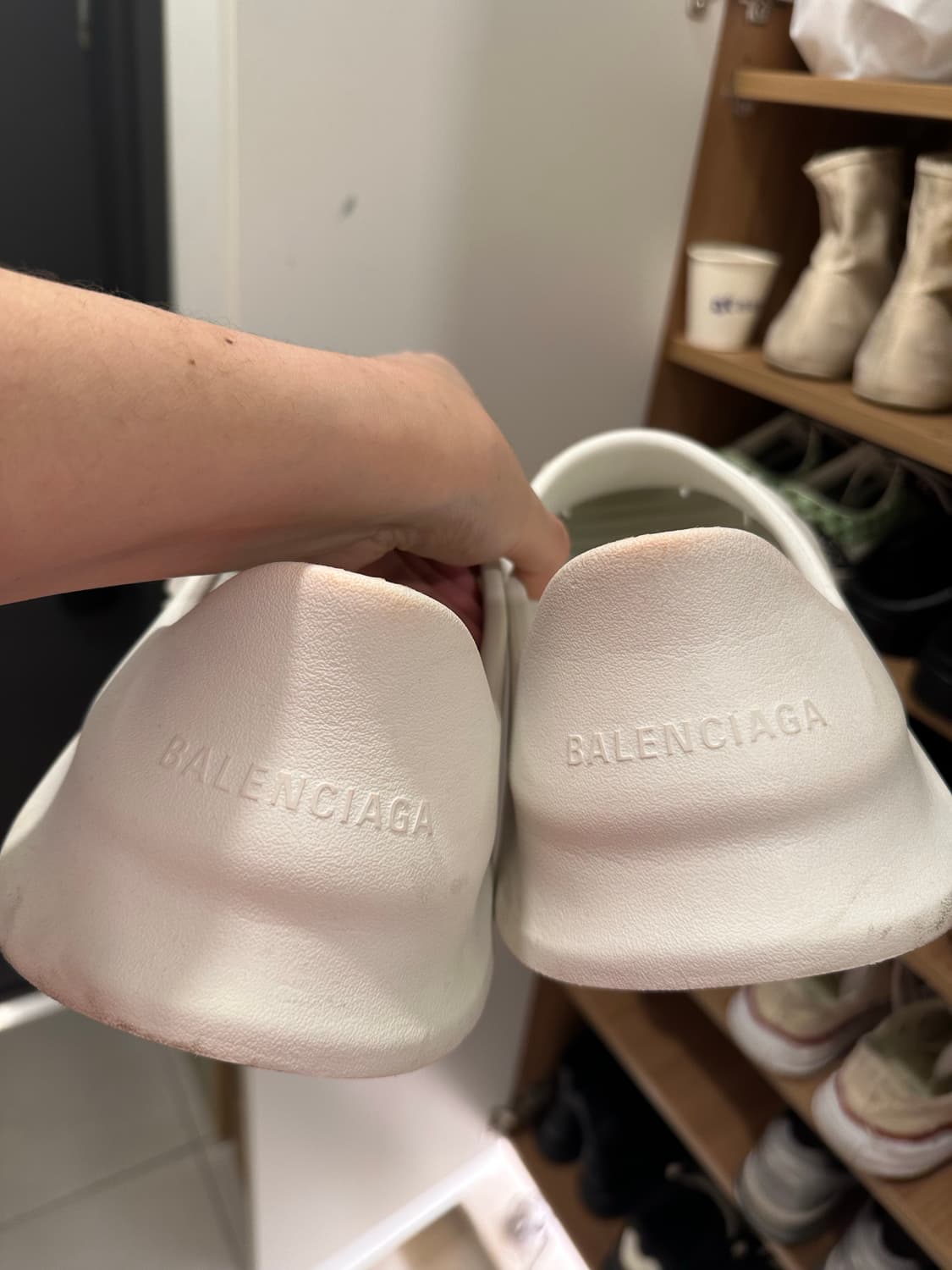 발렌시아가 몰드 클로즈드 44사이즈 상품이미지3