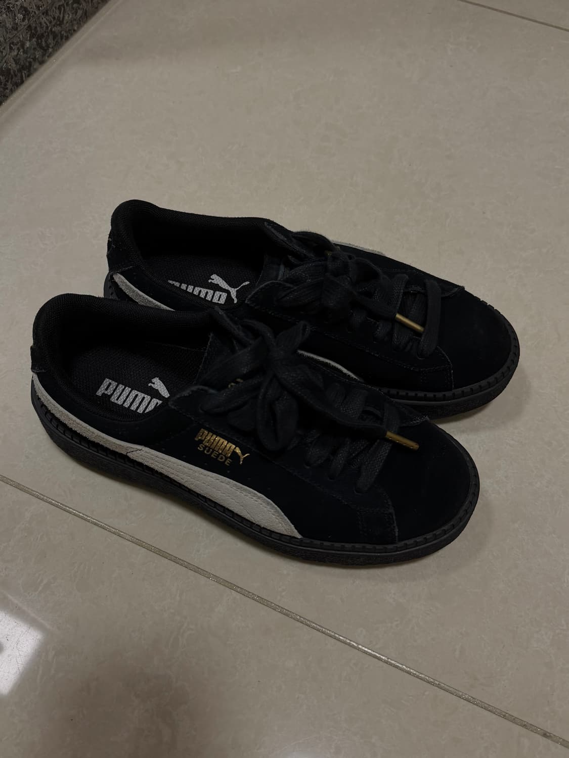 퓨마 스웨이드 플랫폼 블랙 230 상품이미지2