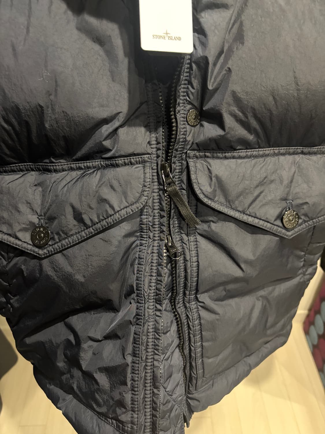 [풀구성/매장정품]24FW스톤아일랜드 크링클랩스 후드 다운자켓 M 네이비 상품이미지6