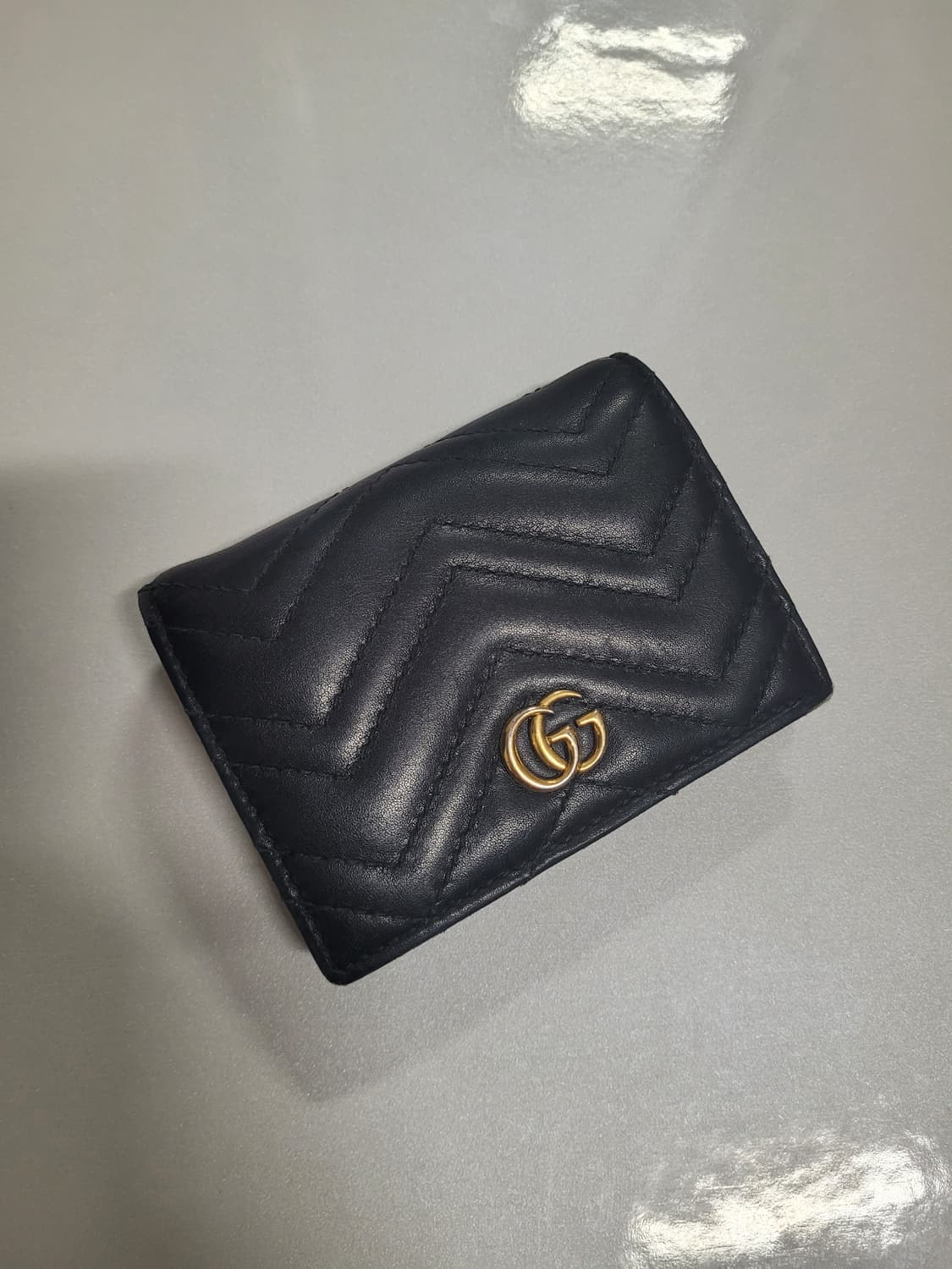 구찌 마틀라세 마몬트 중지갑 상품이미지1