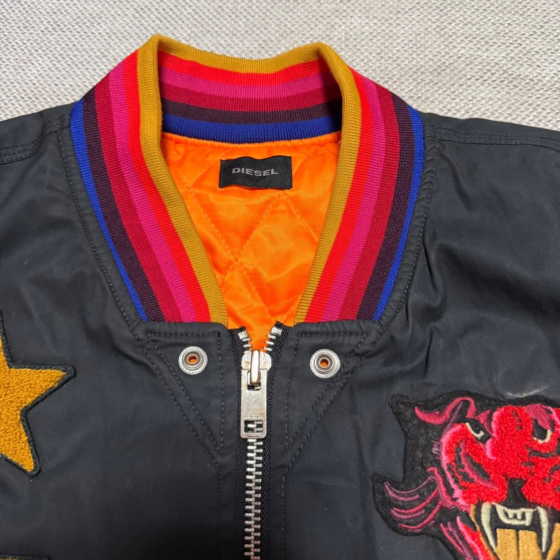 디젤 자수 패치 봄버 자켓 상품이미지4