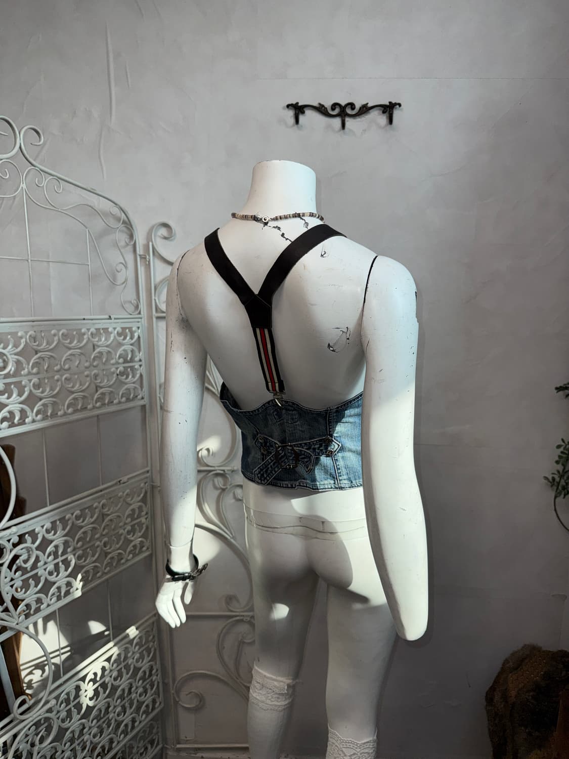 U.G.I.Z denim suspender buckle vest 상품이미지7