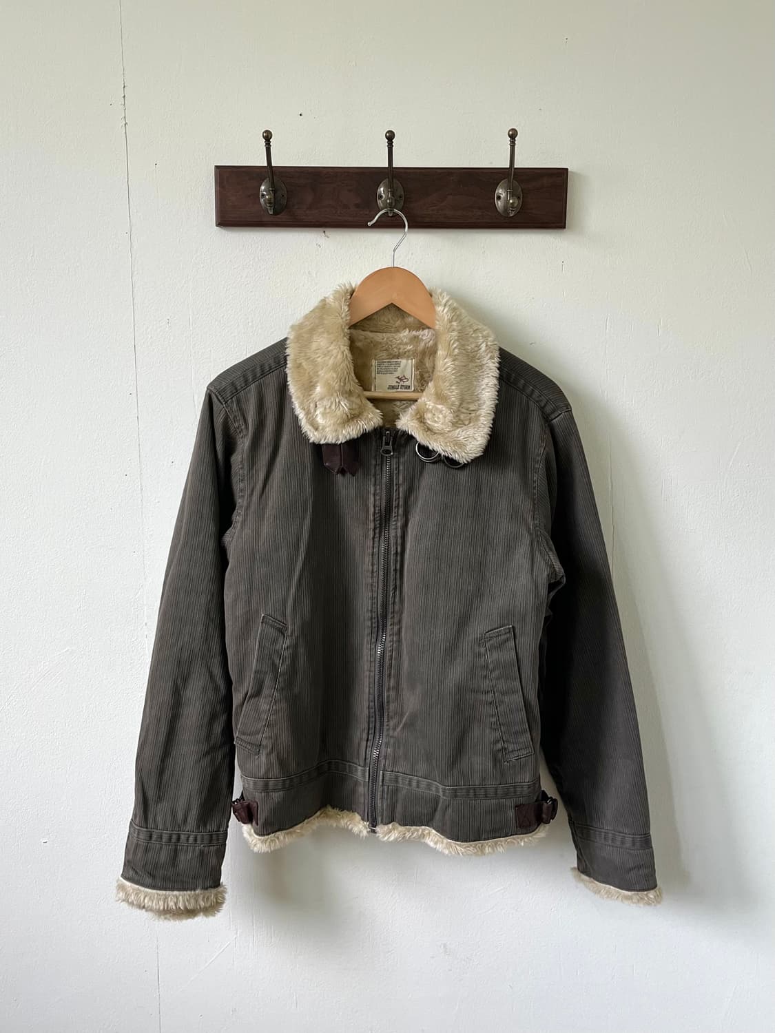 JUNGLE STORM 무스탕 자켓 상품이미지1