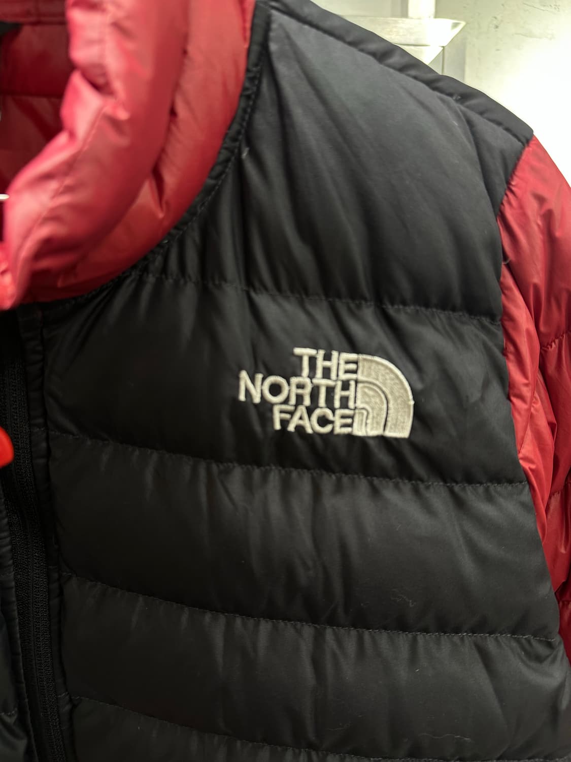 노스페이스 눕시 800 검빨 경량패딩 M 상품이미지2