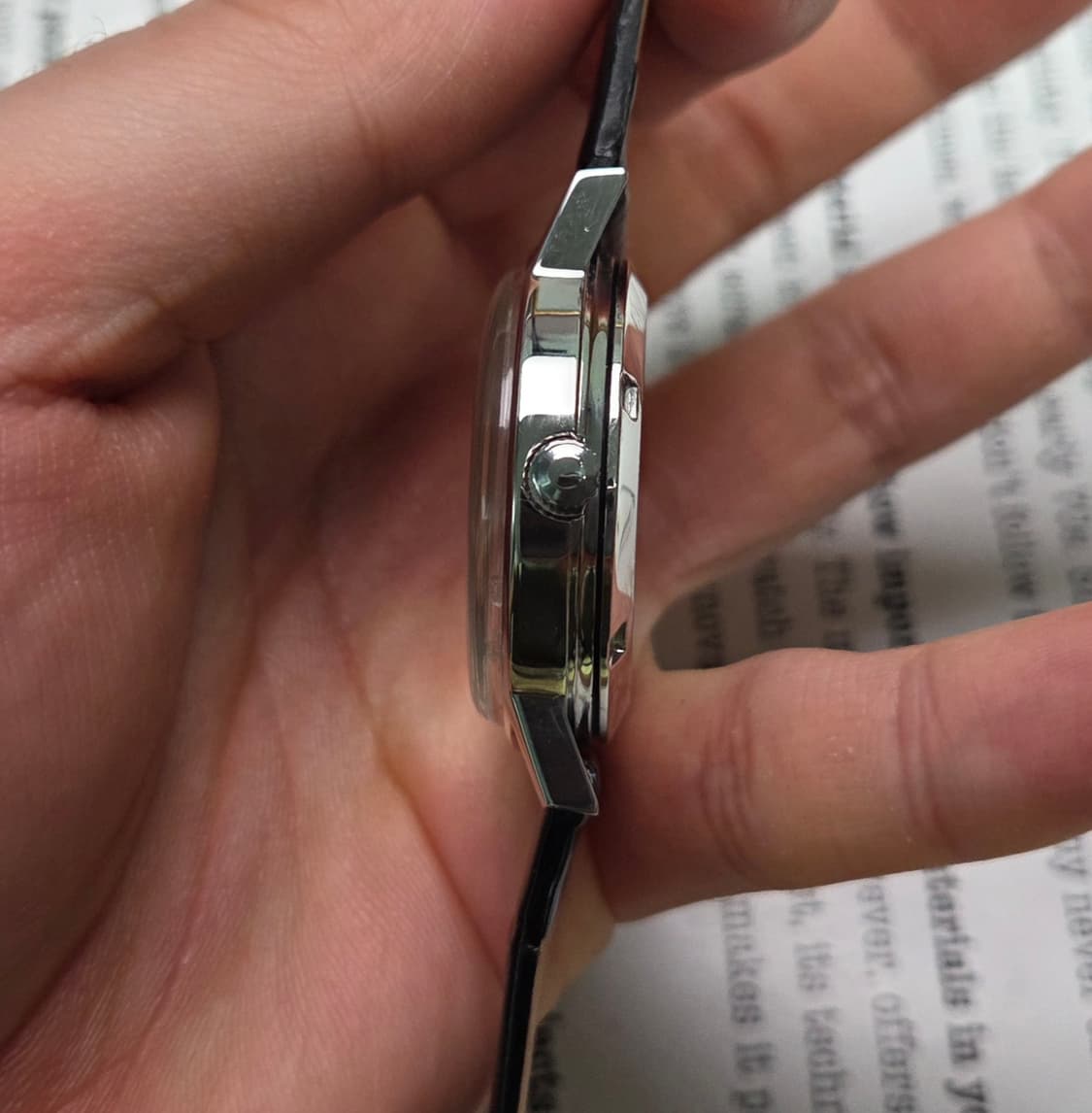 빈티지 오메가 제네브 그린썬레이 데이데이트 오토매틱 드레스워치
 상품이미지7