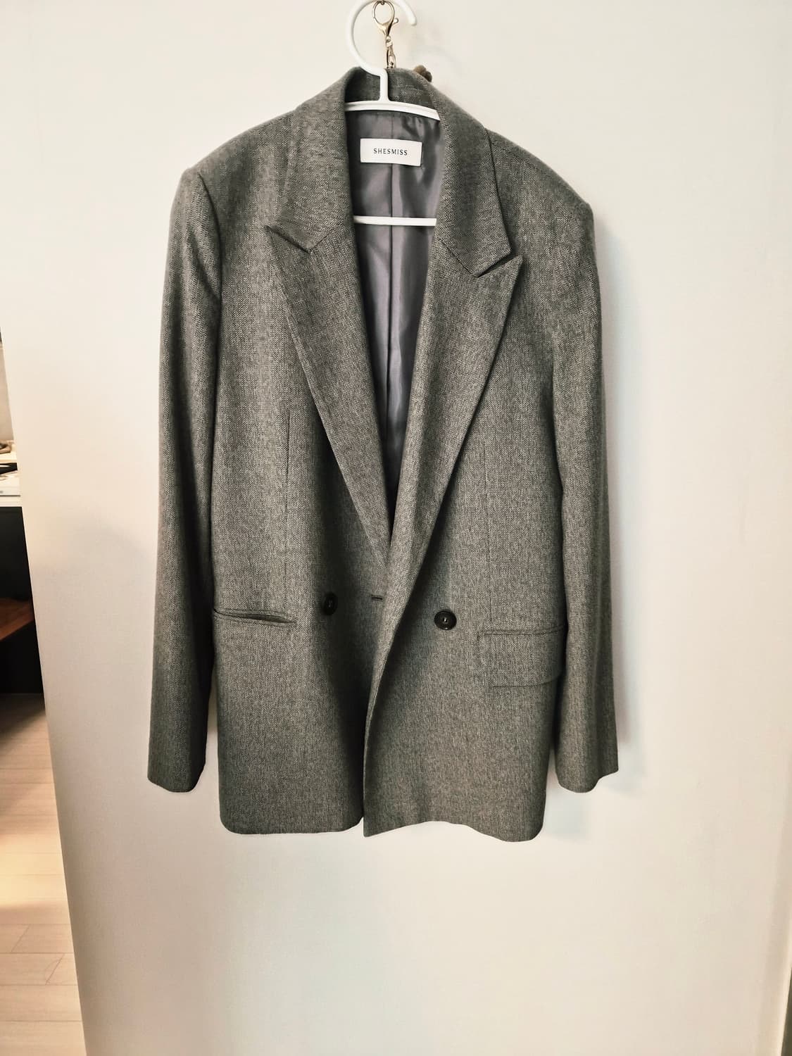 [SHESMISS] 쉬즈미스 울 혼방 헤링본 더블 자켓 (55사이즈) 상품이미지1