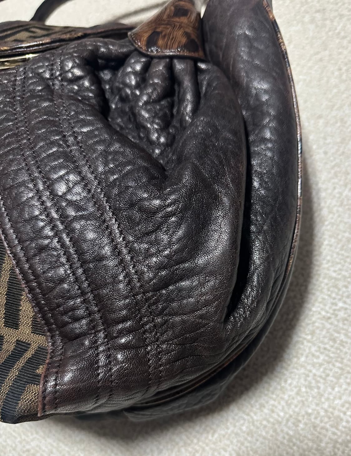 펜디 쥬카 토트백 상품이미지4