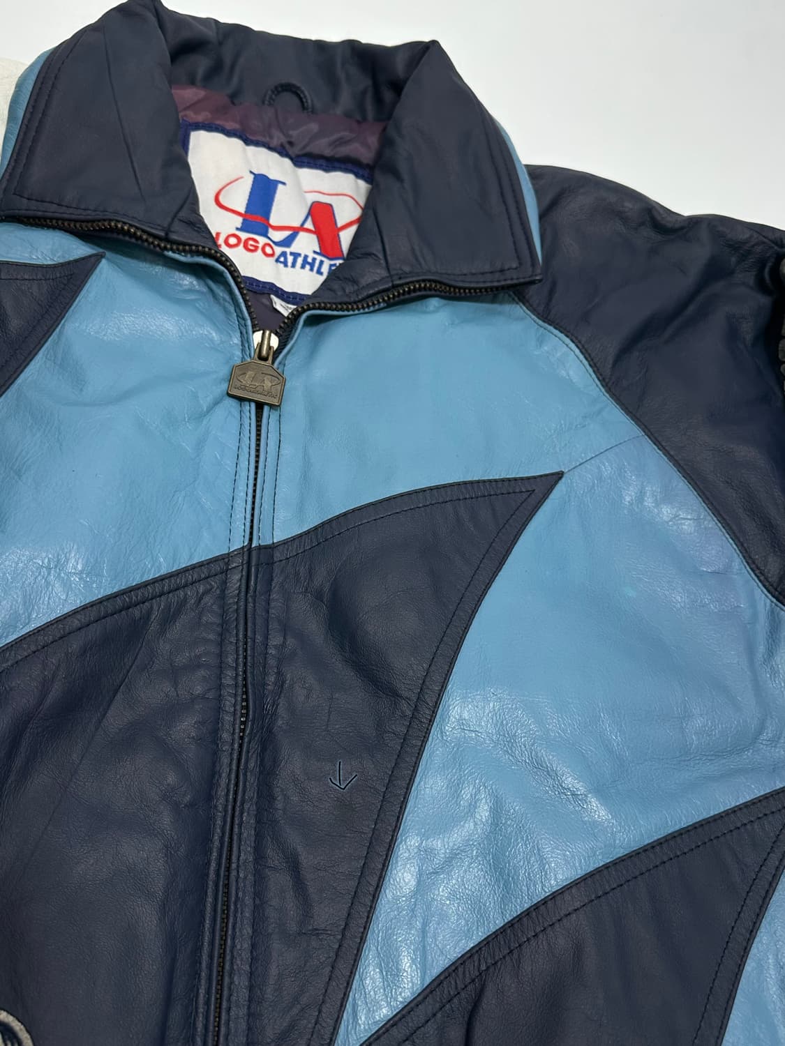 Logo Athletic 90s shark tooth 가죽 바시티자켓 상품이미지4