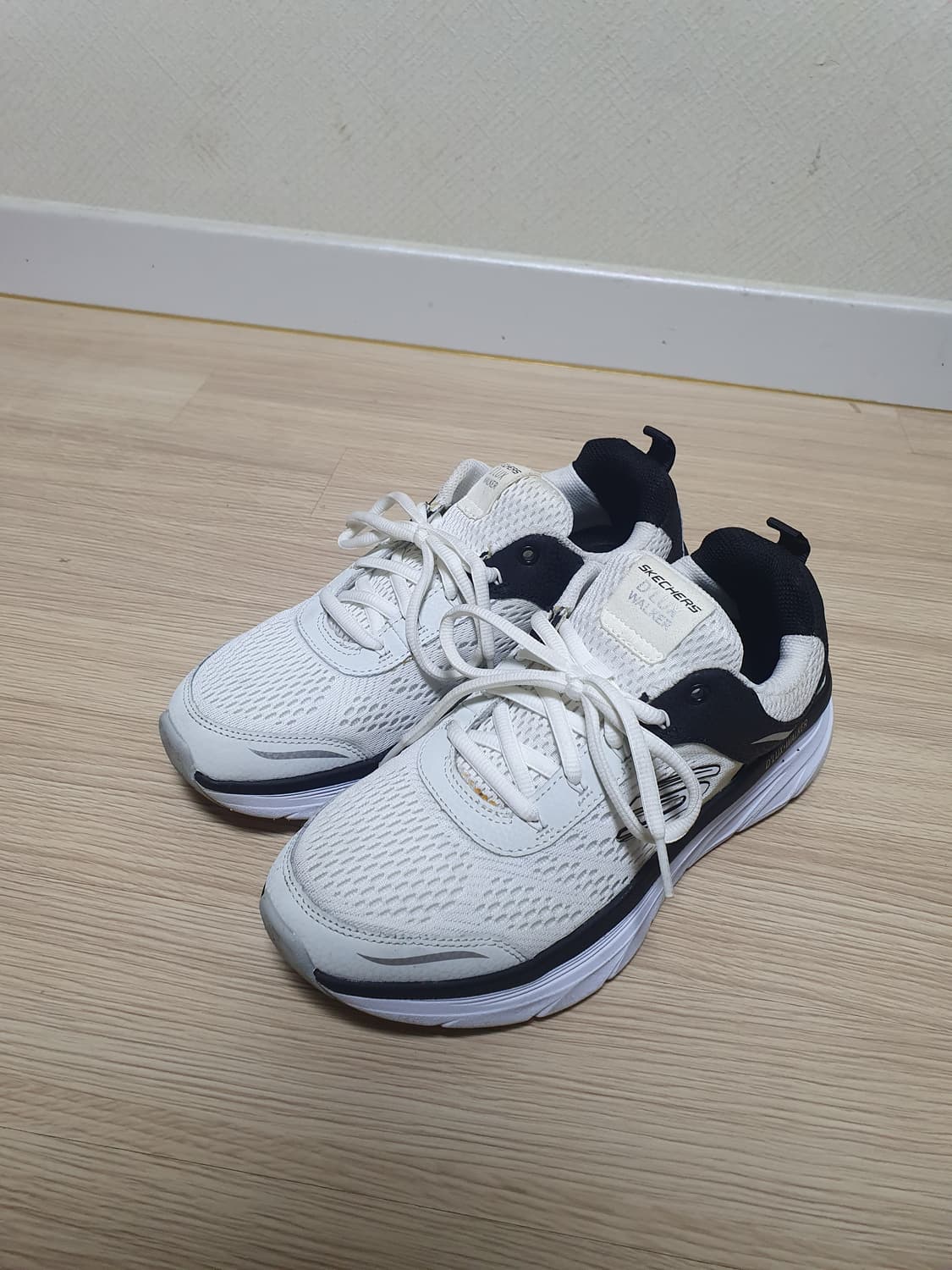 스케쳐스 디럭스워커 운동화 255 상품이미지4