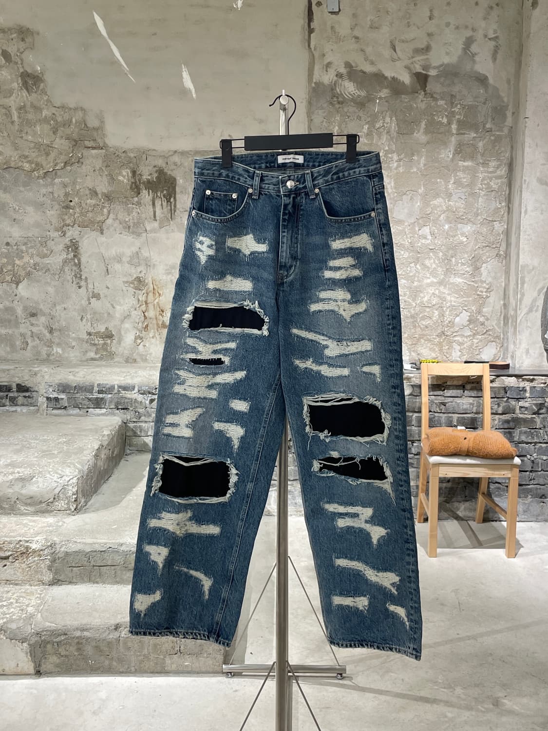 브랜디드 히시토모 중청 디스트로이드 데님 팬츠 상품이미지1