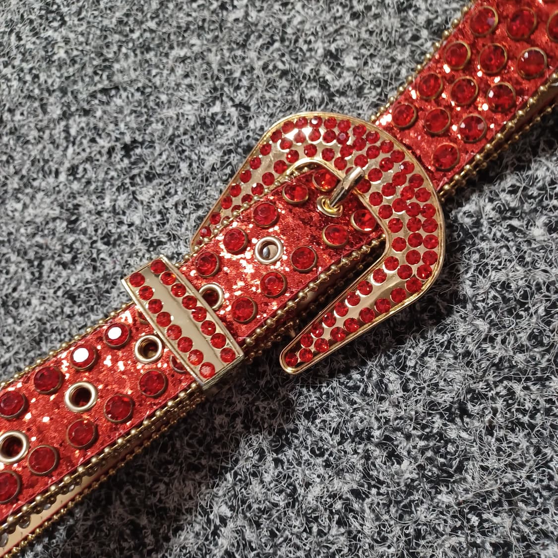 미사용 레드 큐빅 스팽글 벨트 상품이미지1