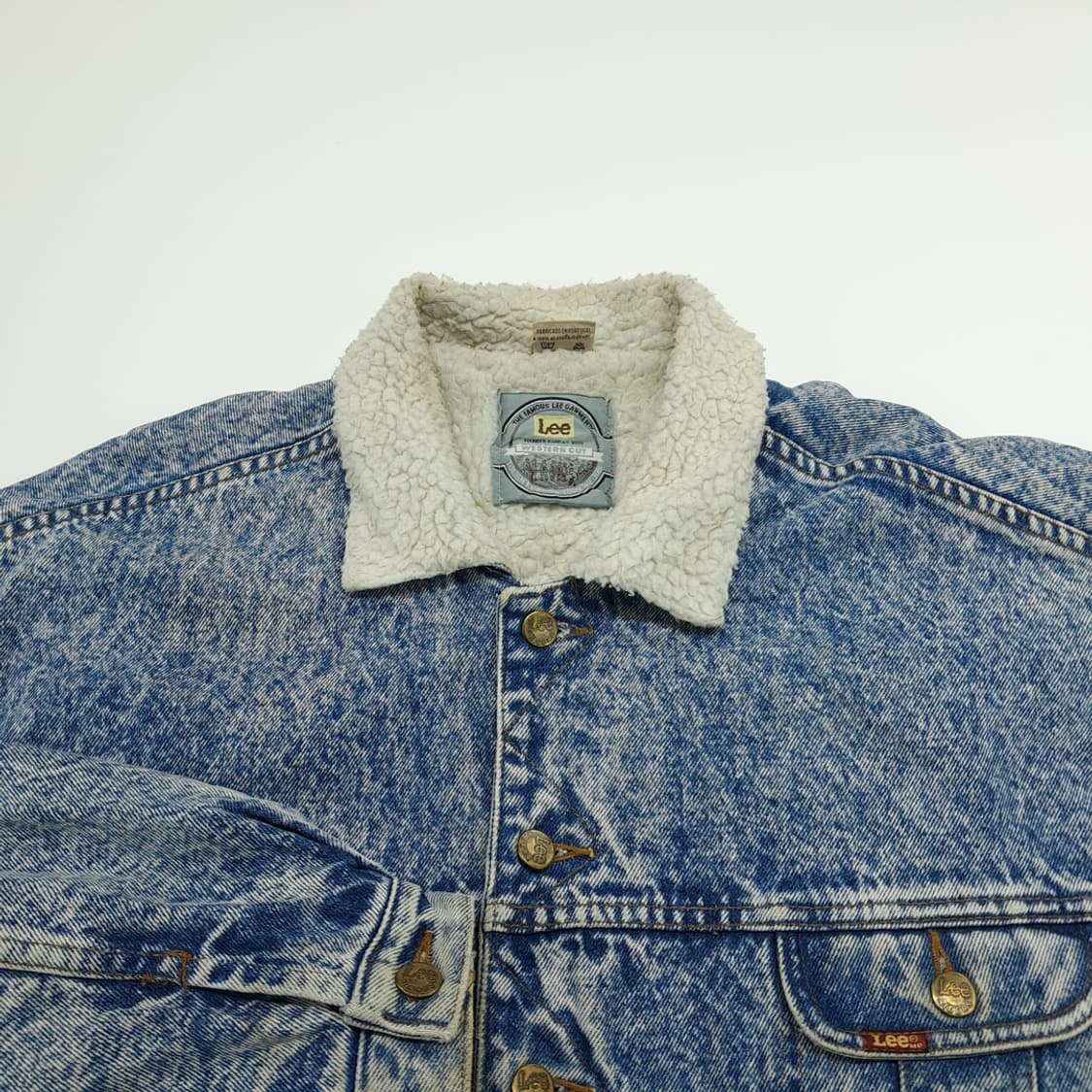 CN963 XL Lee 라이더스 빈티지 애시드워시 셰르파 데님 트러커자켓 상품이미지3