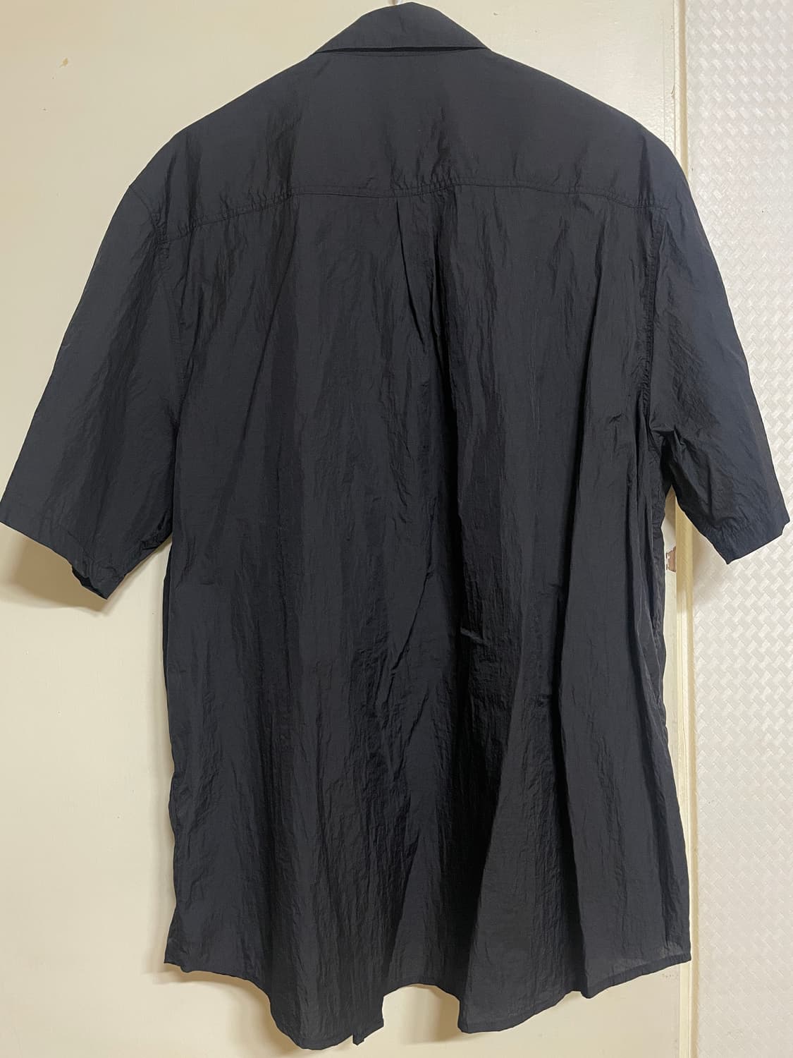 케일 나일론 쇼츠 슬리브 하이커 셔츠 블랙 상품이미지2