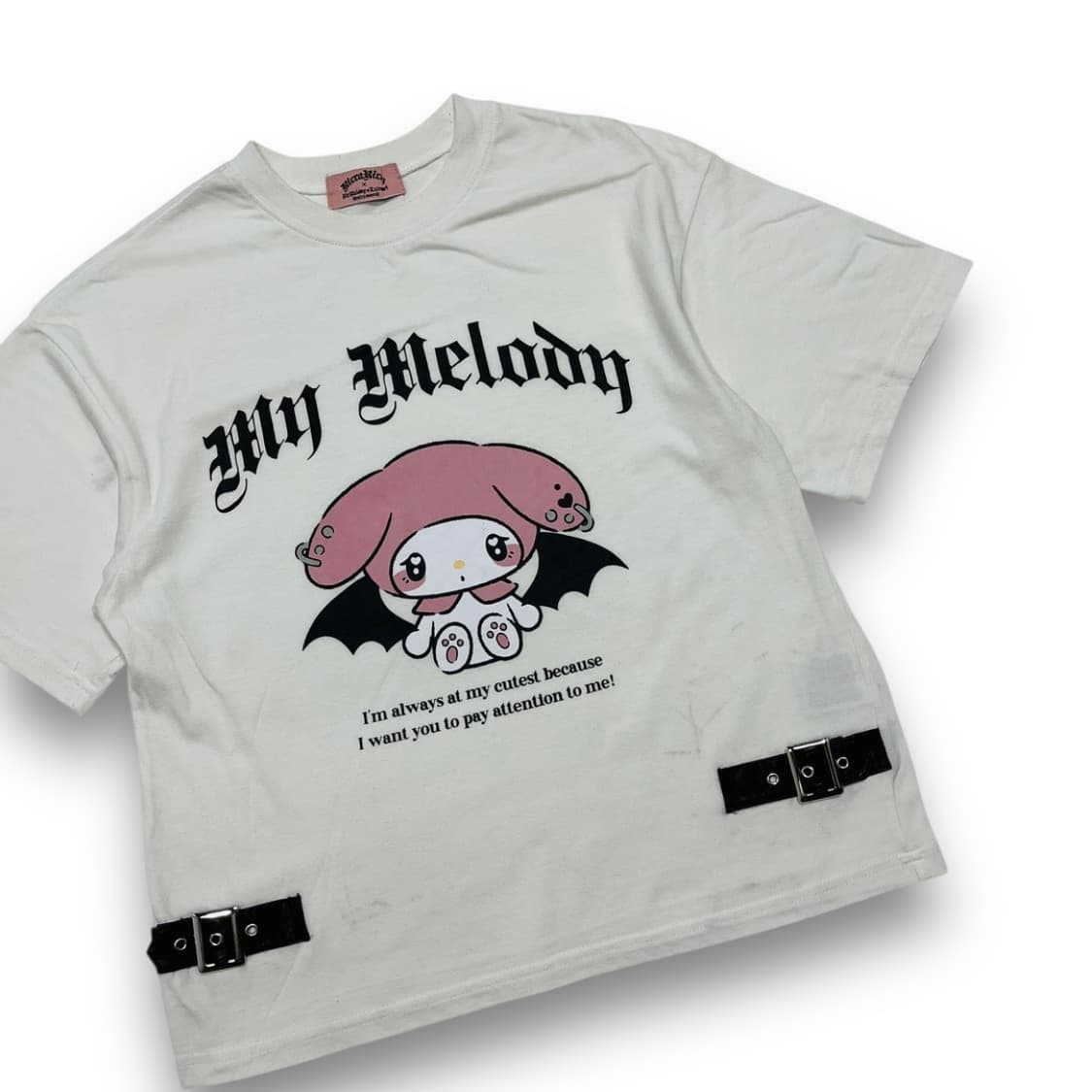 리카리카 x 마이멜로디 펑크 데빌 사이드 본디지 티셔츠 상품이미지2