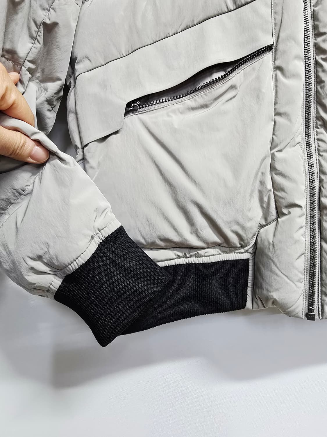 내셔널지오그래픽 패딩 점퍼 라이트베이지 상품이미지3