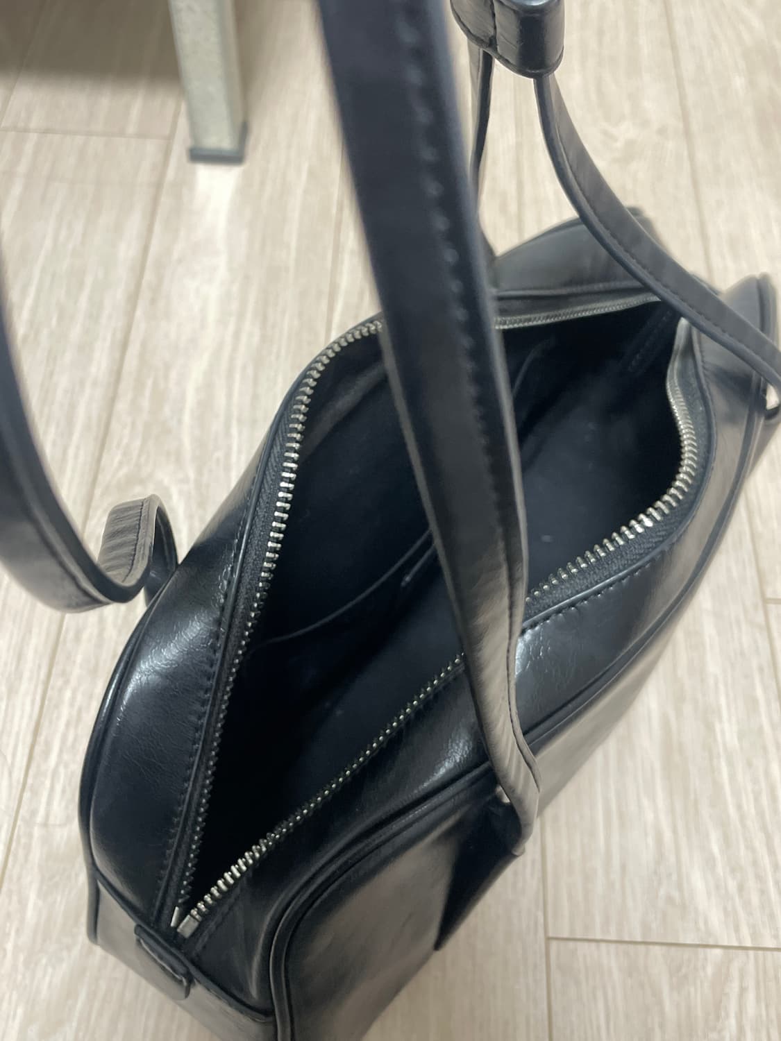 아더템포 Staccato_Crack Black bag 상품이미지5