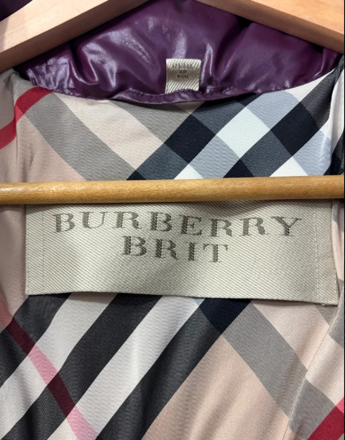 정품 버버리 BRIT 퍼플 여성 패딩 ~55 상품이미지5