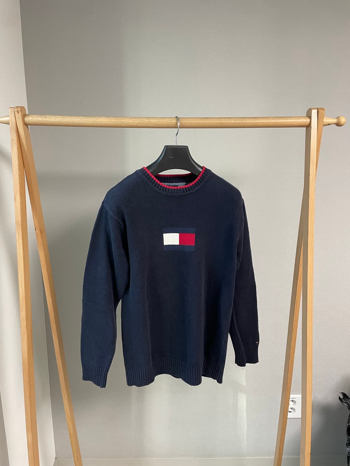 타미힐피거 플래그 로고 니트 네이비 상품이미지1