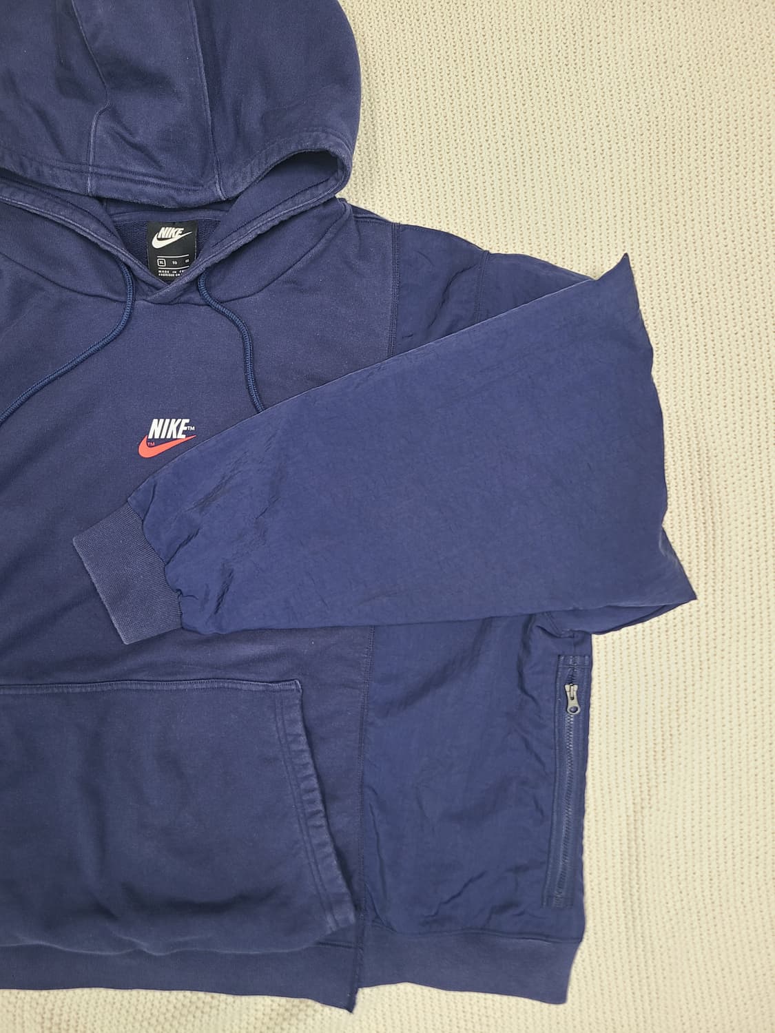 NIKE SPORTSWEAR LOGO HOODIE (DD5700-410) 상품이미지4