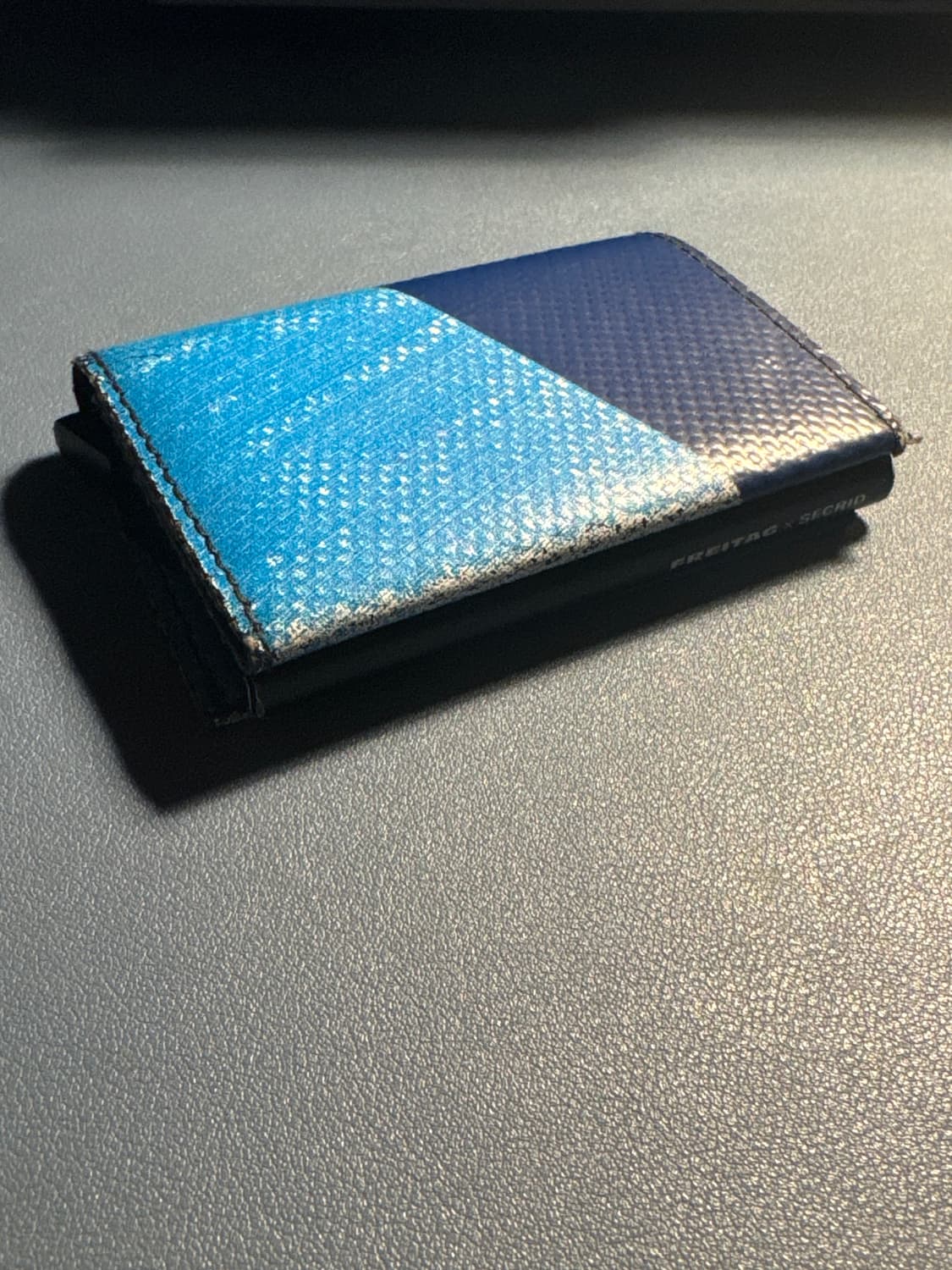 프라이탁 카드지갑 상품이미지1