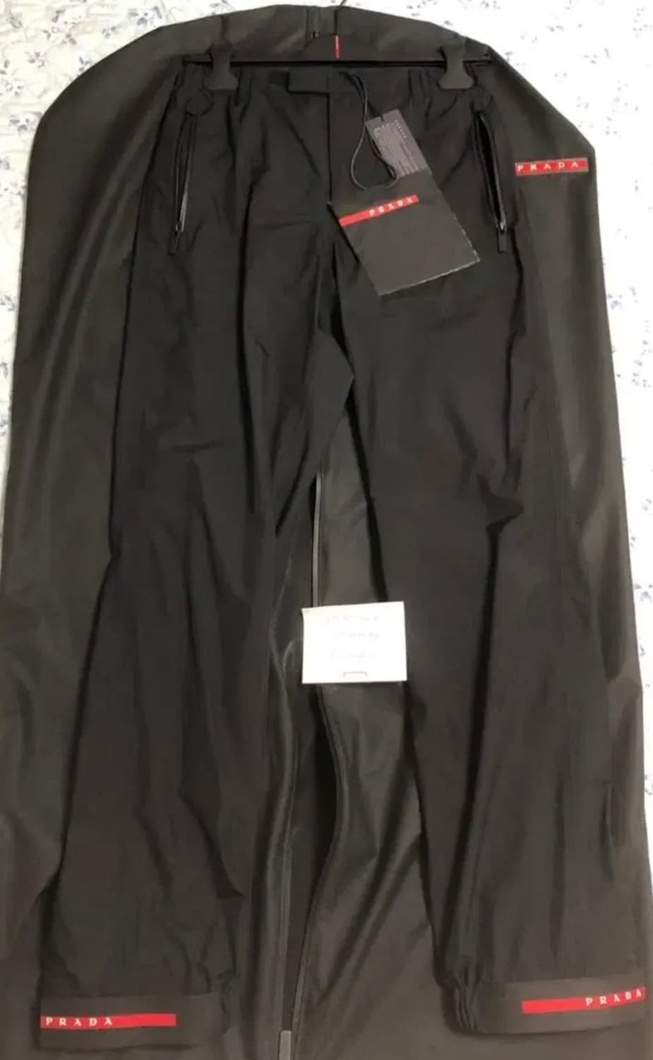 [새상품] 프라다 스트랩 조거팬츠(리네아로사 라인 한정) 46사이즈 상품이미지3